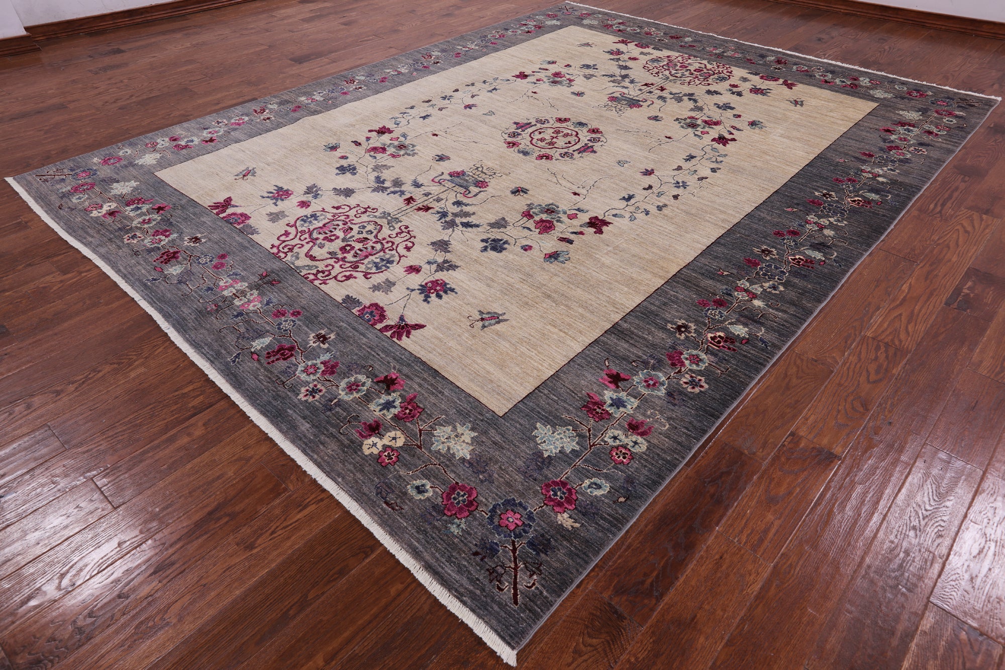 Ivory William Morris Hand Knotted Wool Rug - 9' 1" X 11' 10" - Golden Nile