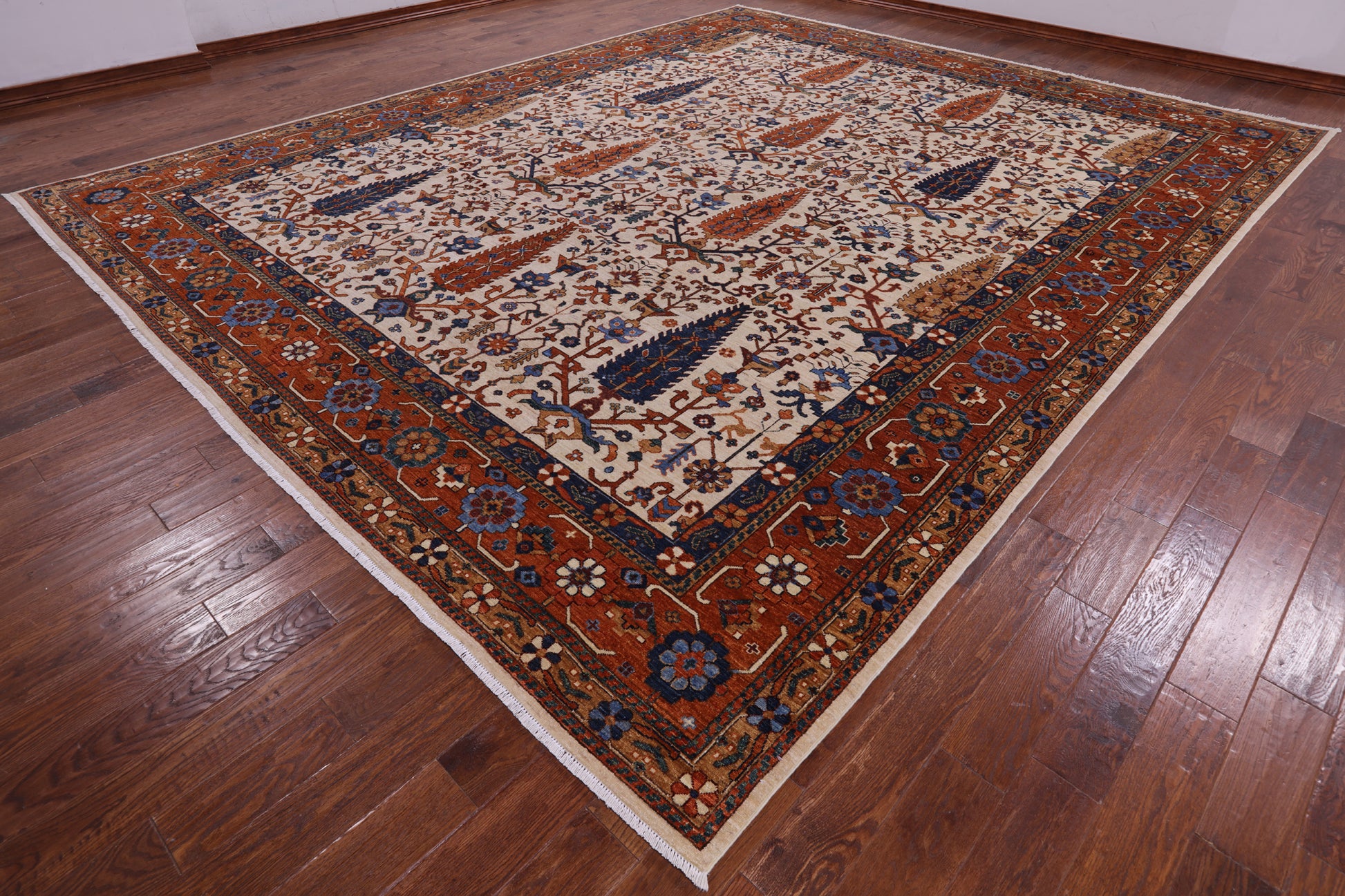 Ivory Fine Serapi Handmade Wool Rug - 12' 1" X 14' 10" - Golden Nile