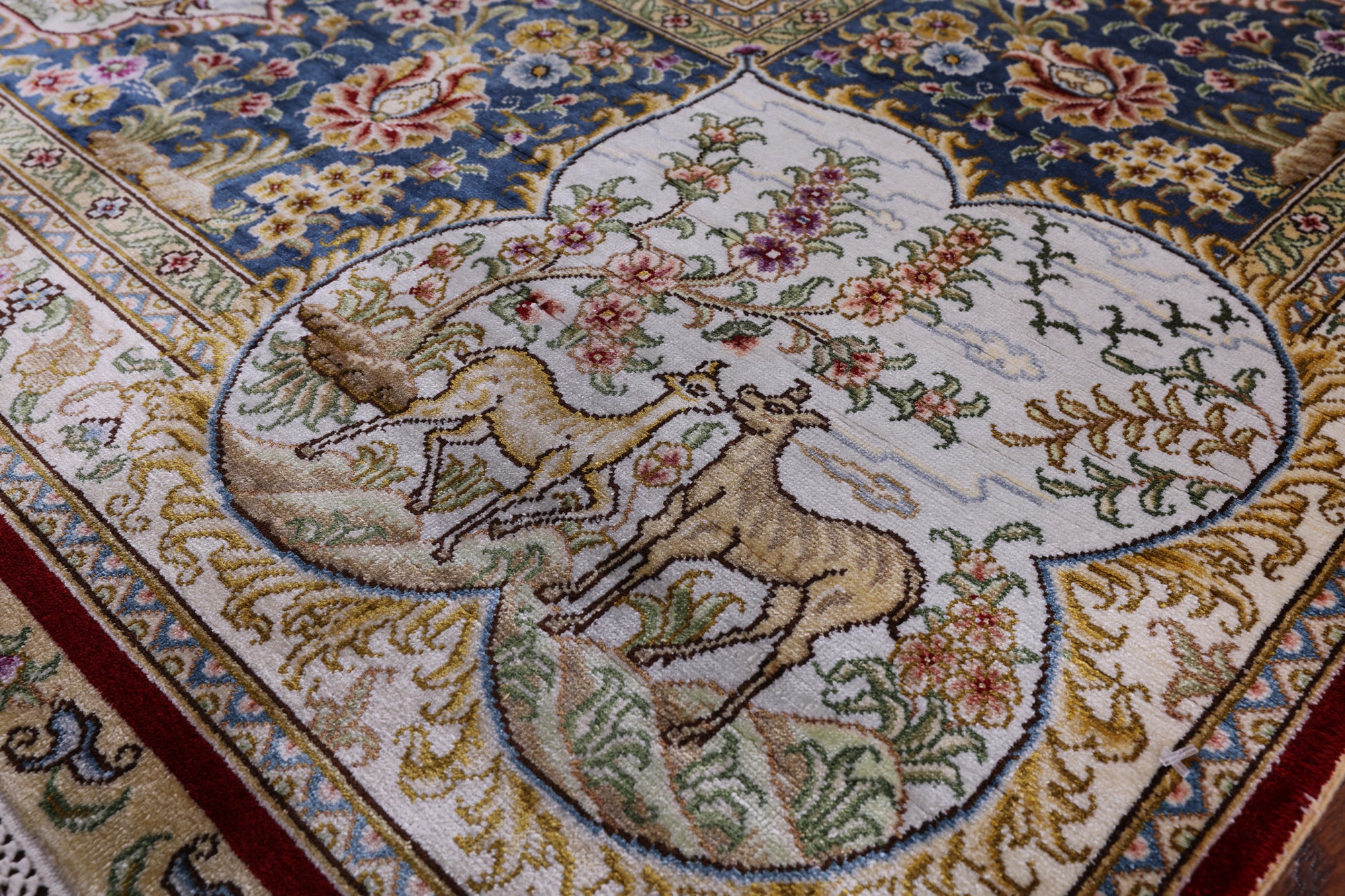 High End Persian 100% Silk Hand Knotted Rug - 8' 0" X 10' 0'' - Golden Nile