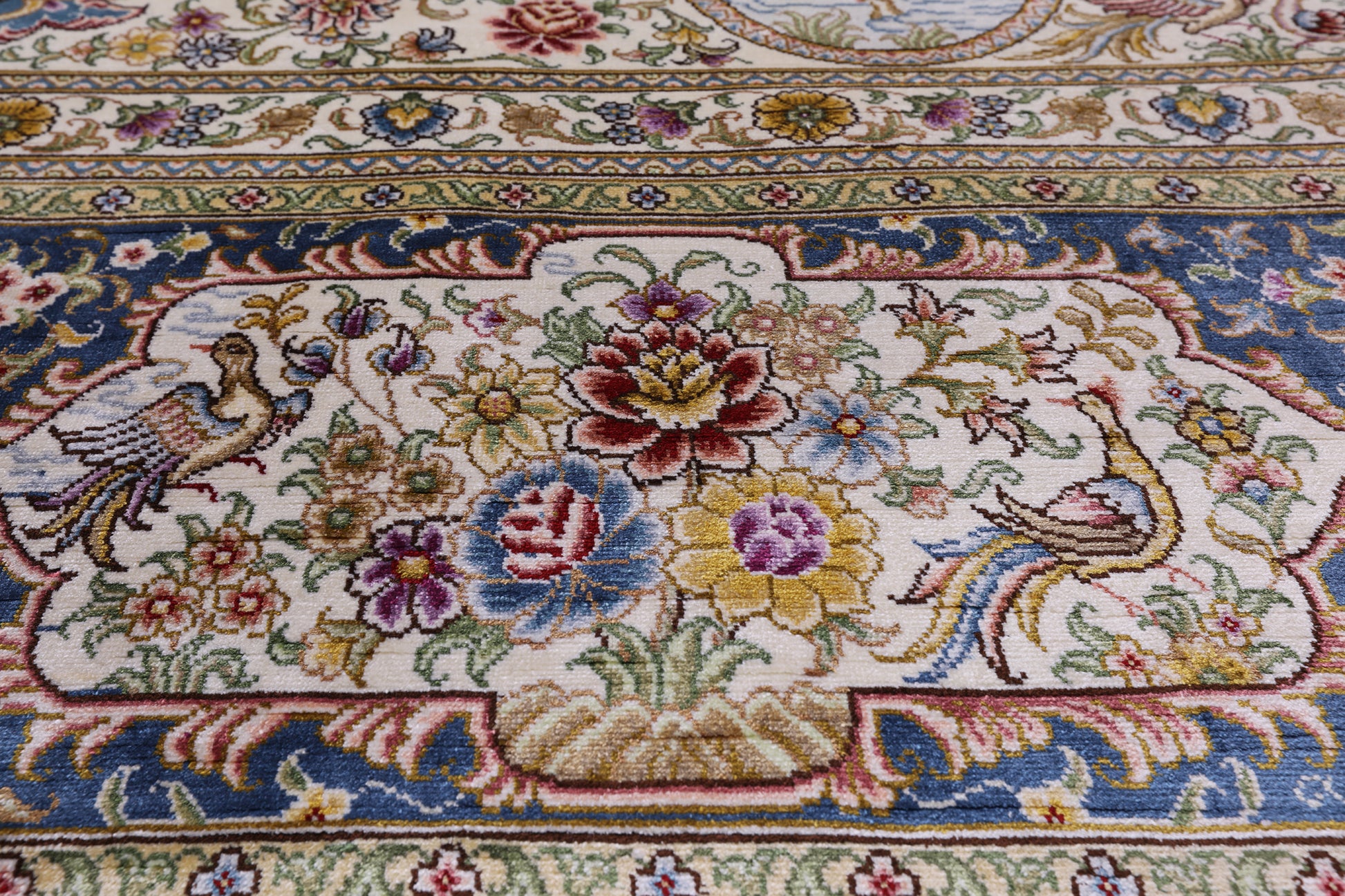 High End Persian 100% Silk Hand Knotted Rug - 8' 0" X 10' 0'' - Golden Nile