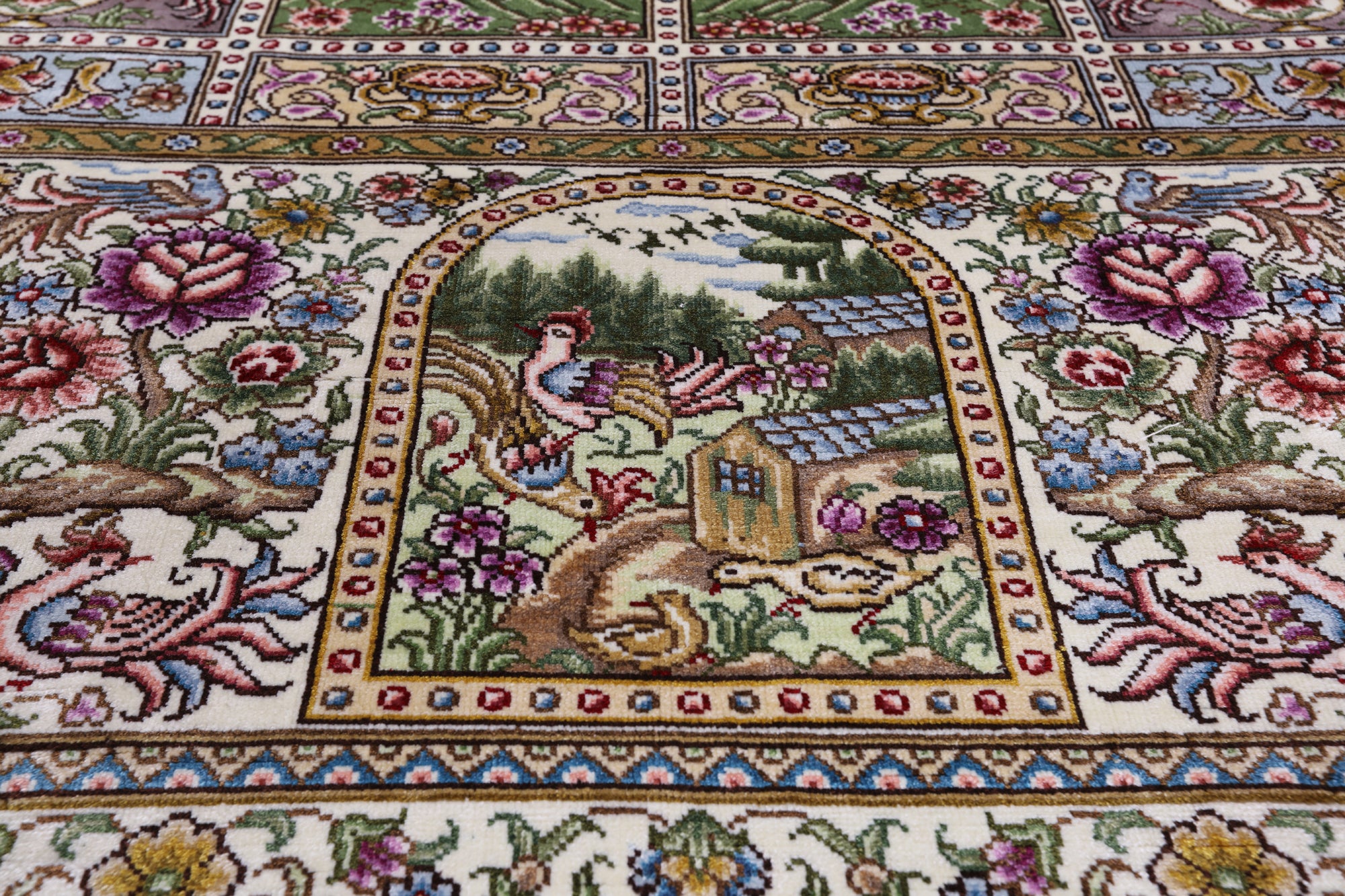 High End Persian Hand Knotted 100 % Silk  Rug - 6' 0" X 9' 0" - Golden Nile
