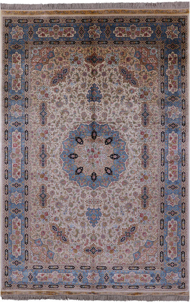 Ivory High End Persian Hand Knotted 100 % Silk  Rug - 6' 0" X 9' 0" - Golden Nile