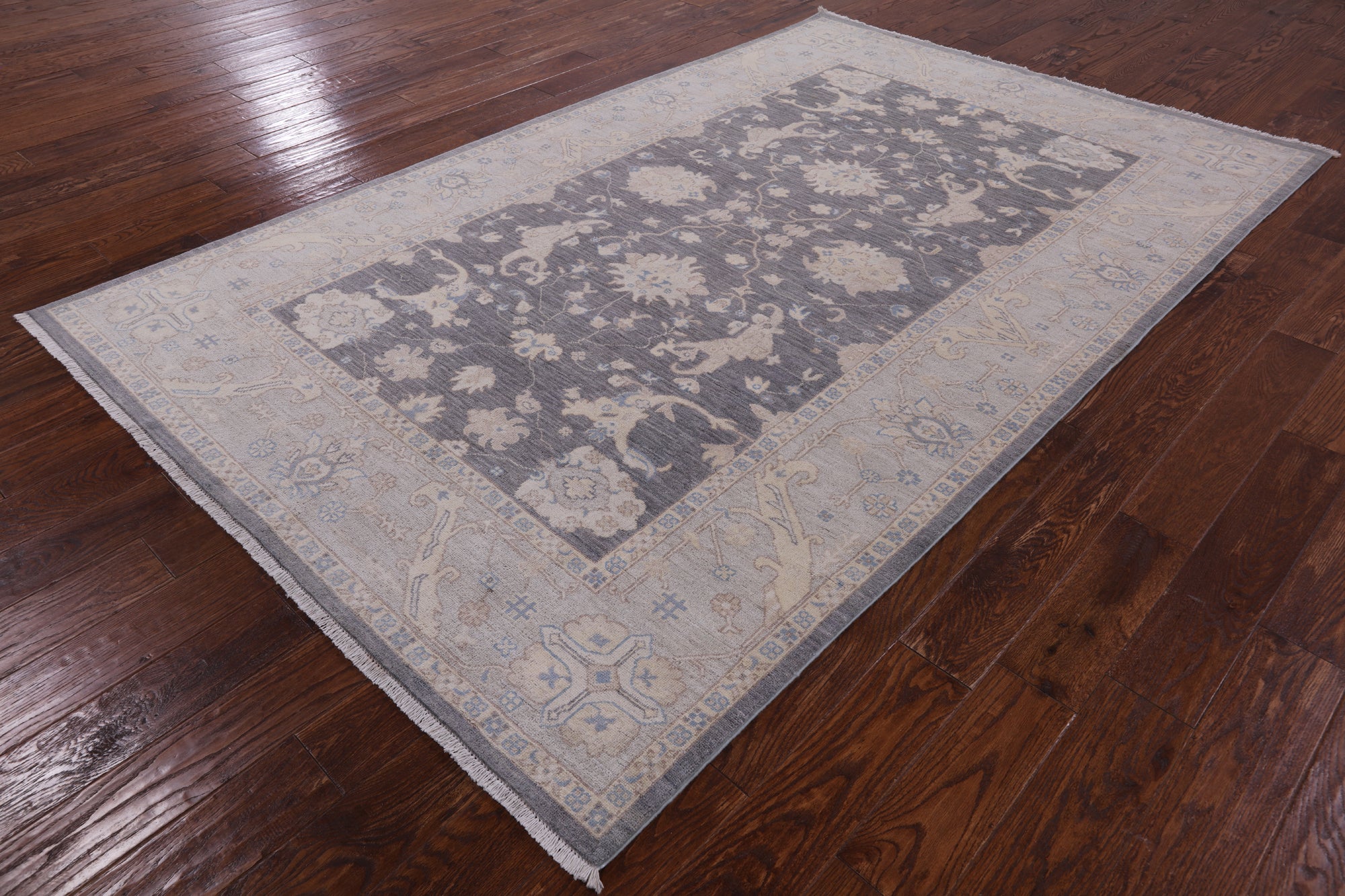 Grey Peshawar Hand Knotted Wool Rug - 5' 10" X 9' 2" - Golden Nile