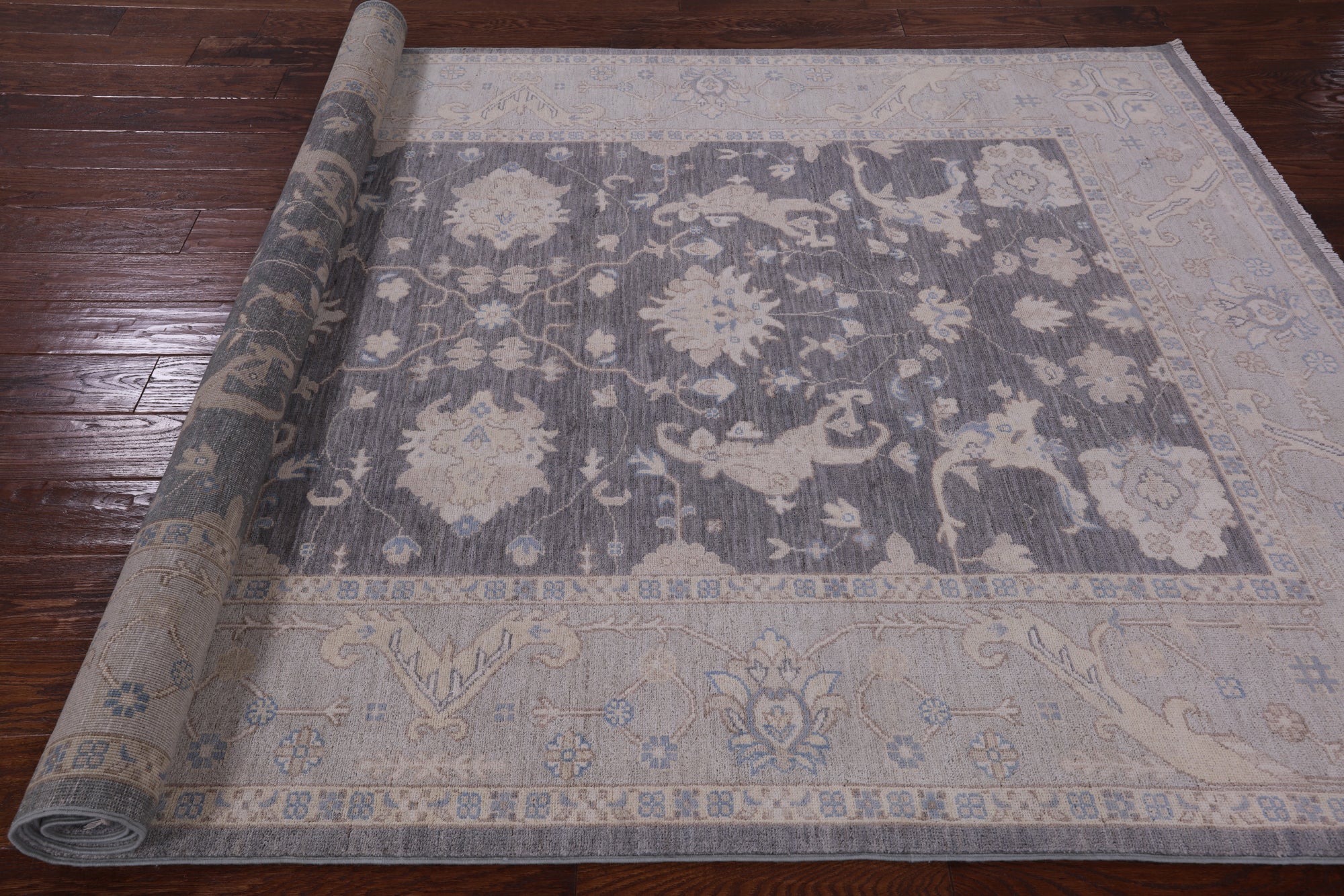Grey Peshawar Hand Knotted Wool Rug - 5' 10" X 9' 2" - Golden Nile