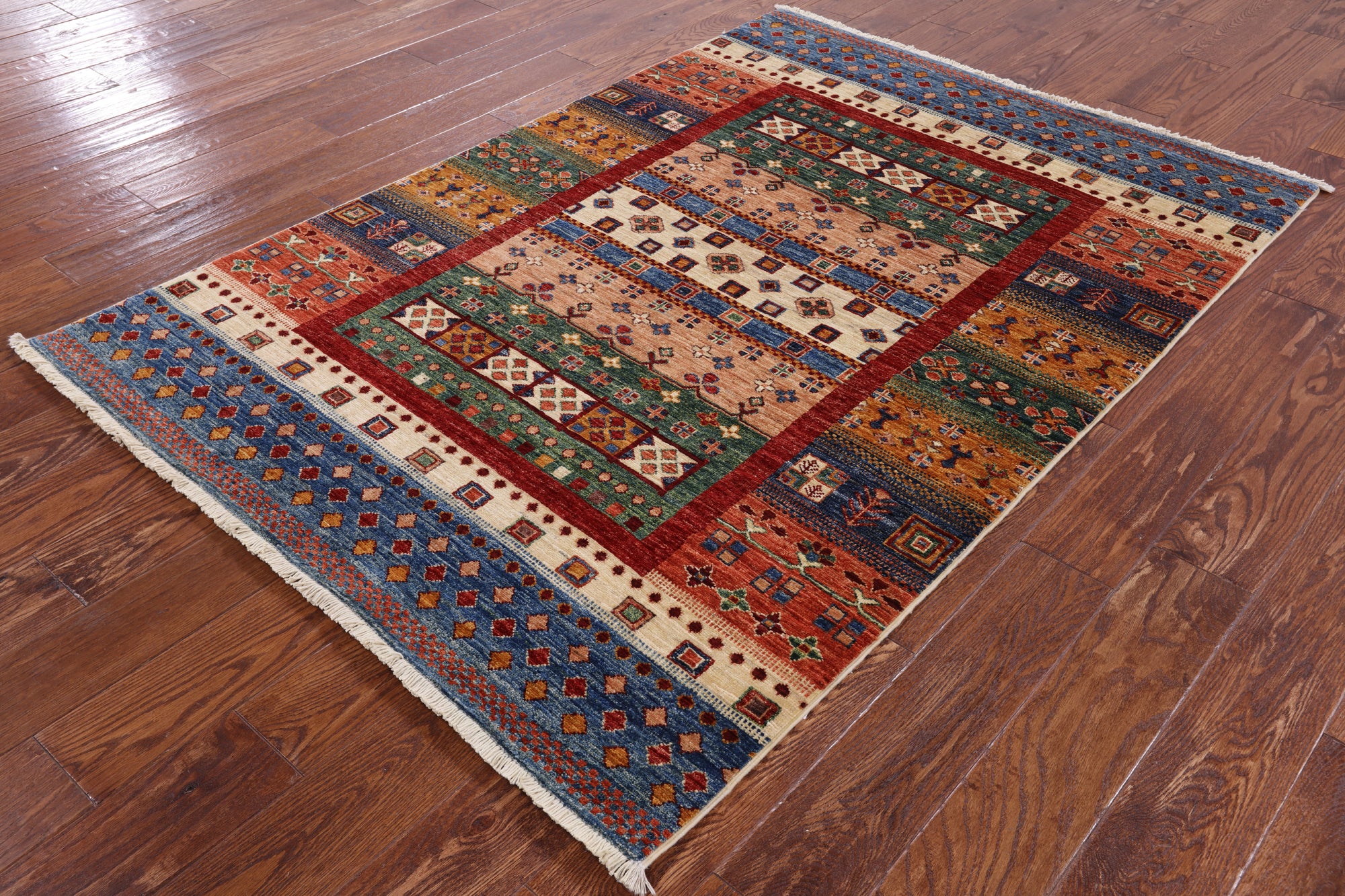 Persian Gabbeh Handmade Wool Rug - 4' 3" X 6' 1" - Golden Nile