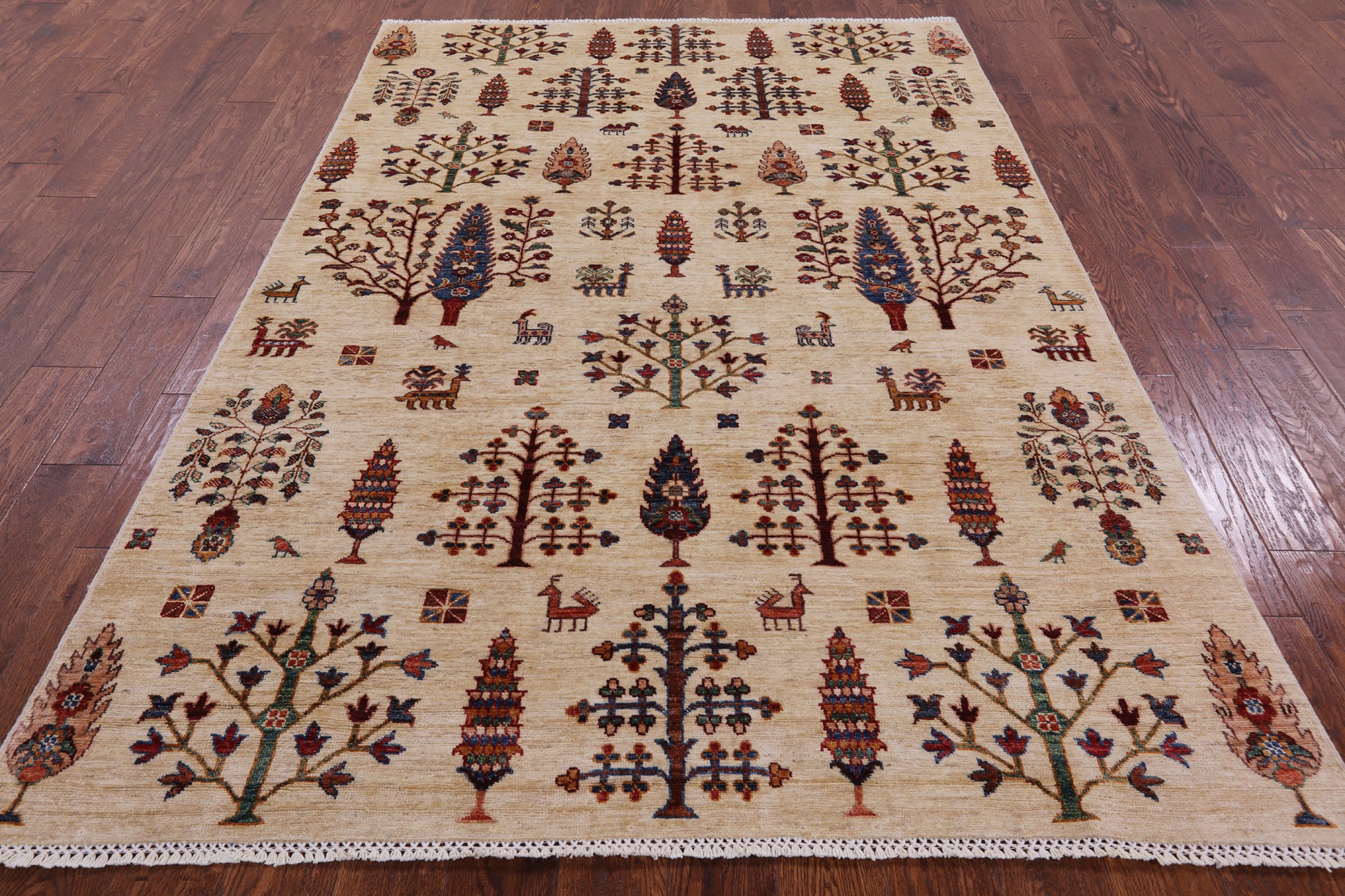 Ivory Persian Gabbeh Hand Knotted Wool Rug - 5' 4" X 7' 11" - Golden Nile