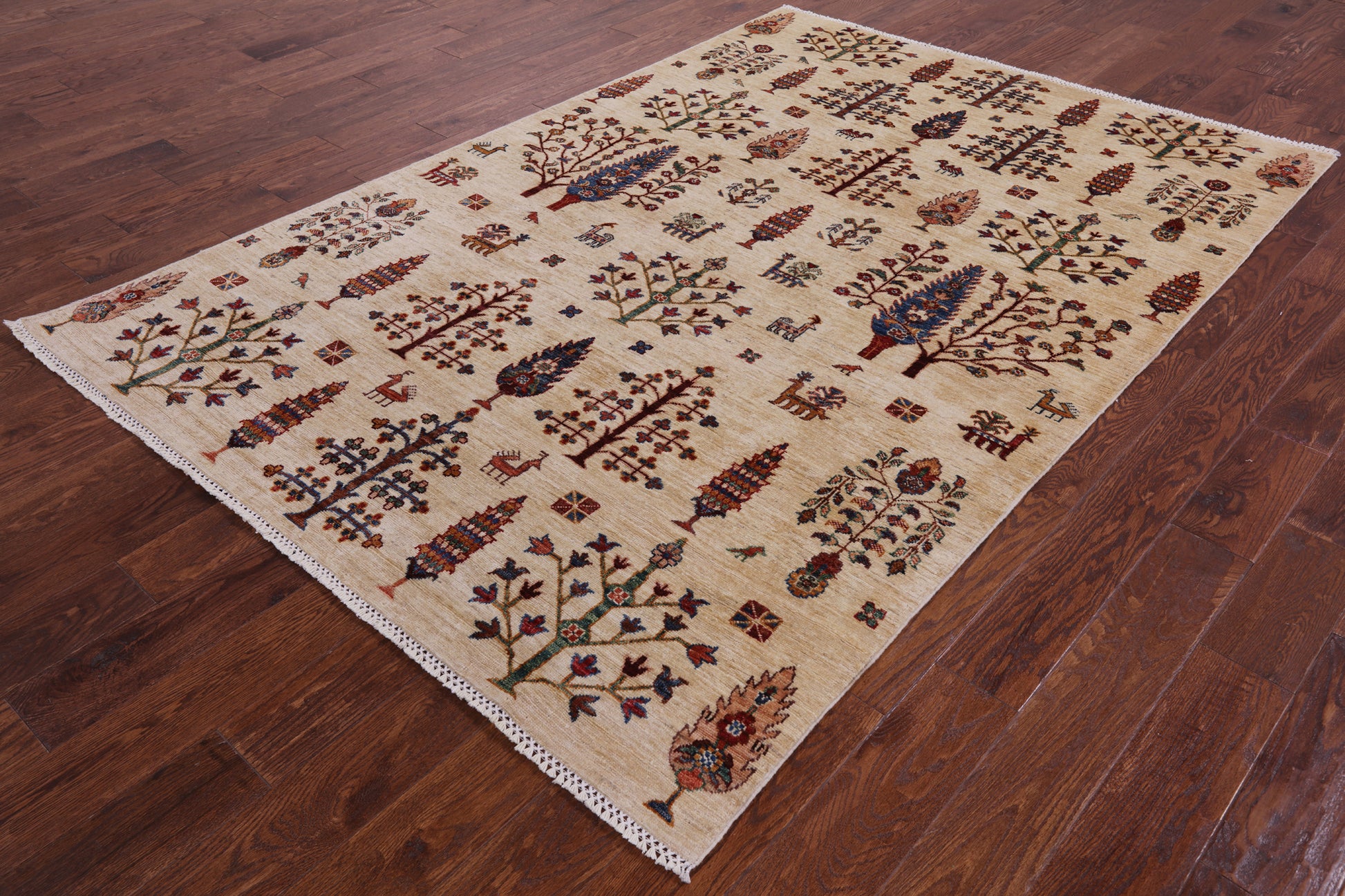Ivory Persian Gabbeh Hand Knotted Wool Rug - 5' 4" X 7' 11" - Golden Nile