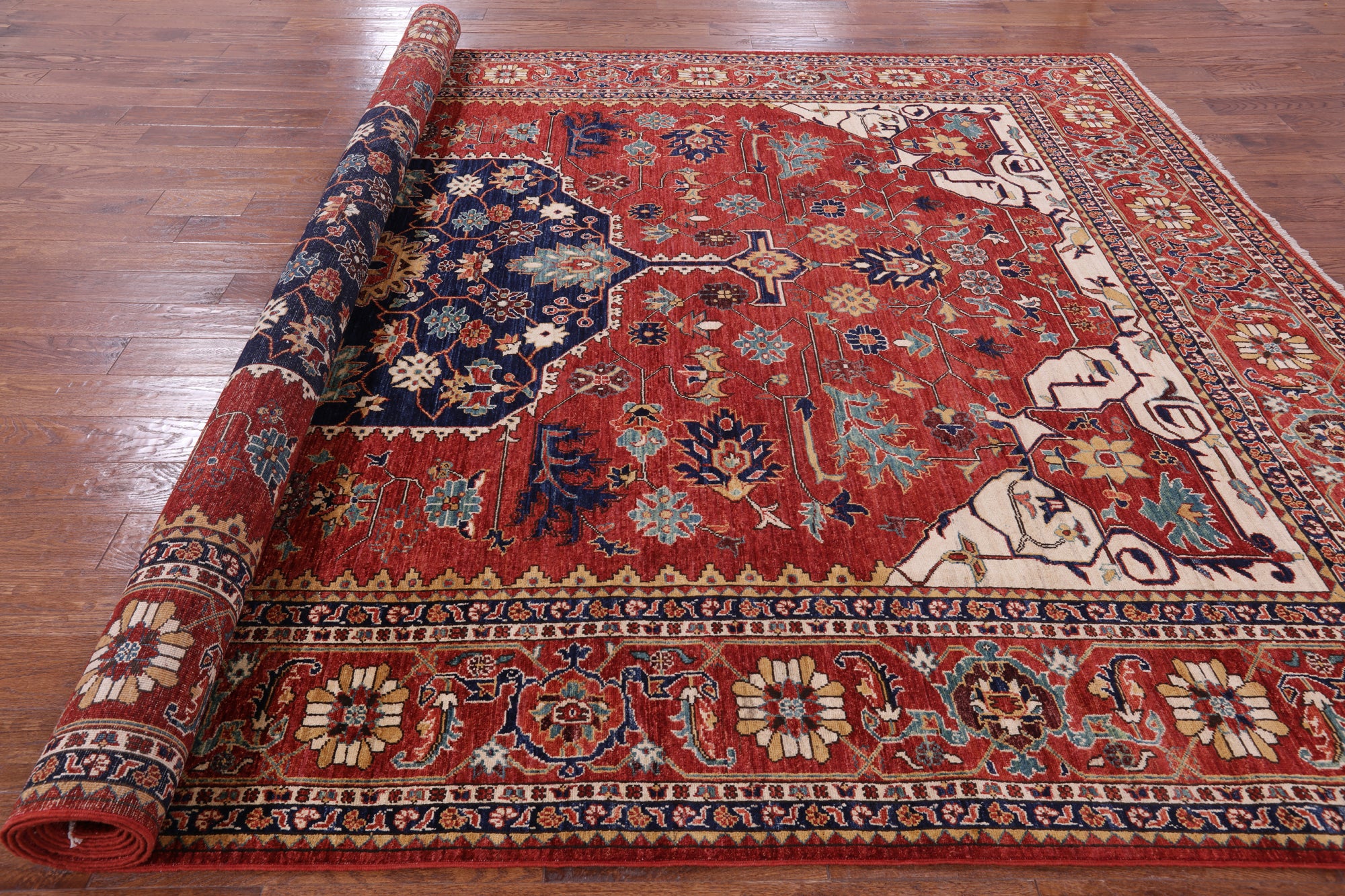 Red Fine Serapi Handmade Wool Rug - 9' 0" X 14' 9" - Golden Nile