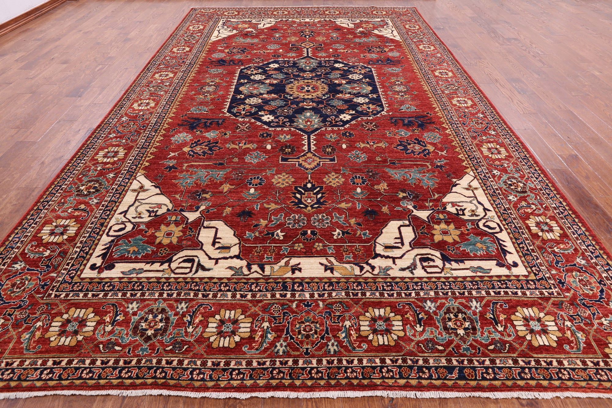 Red Fine Serapi Handmade Wool Rug - 9' 0" X 14' 9" - Golden Nile