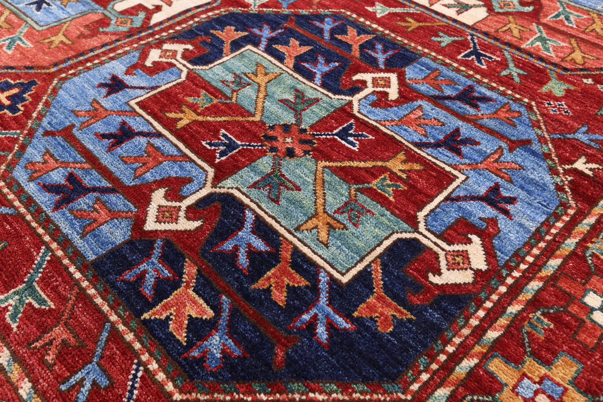 Red Turkmen Ersari Hand Knotted Wool Rug - 4' 0" X 6' 0" - Golden Nile