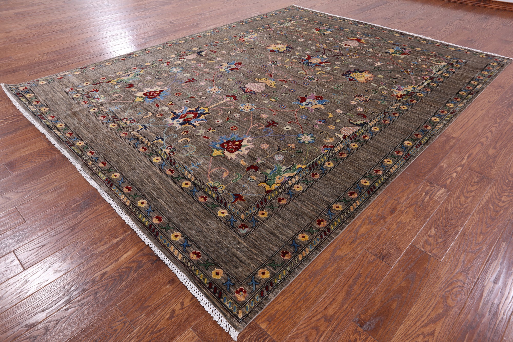 Peshawar Hand Knotted Wool Rug - 8' 0" X 10' 6" - Golden Nile