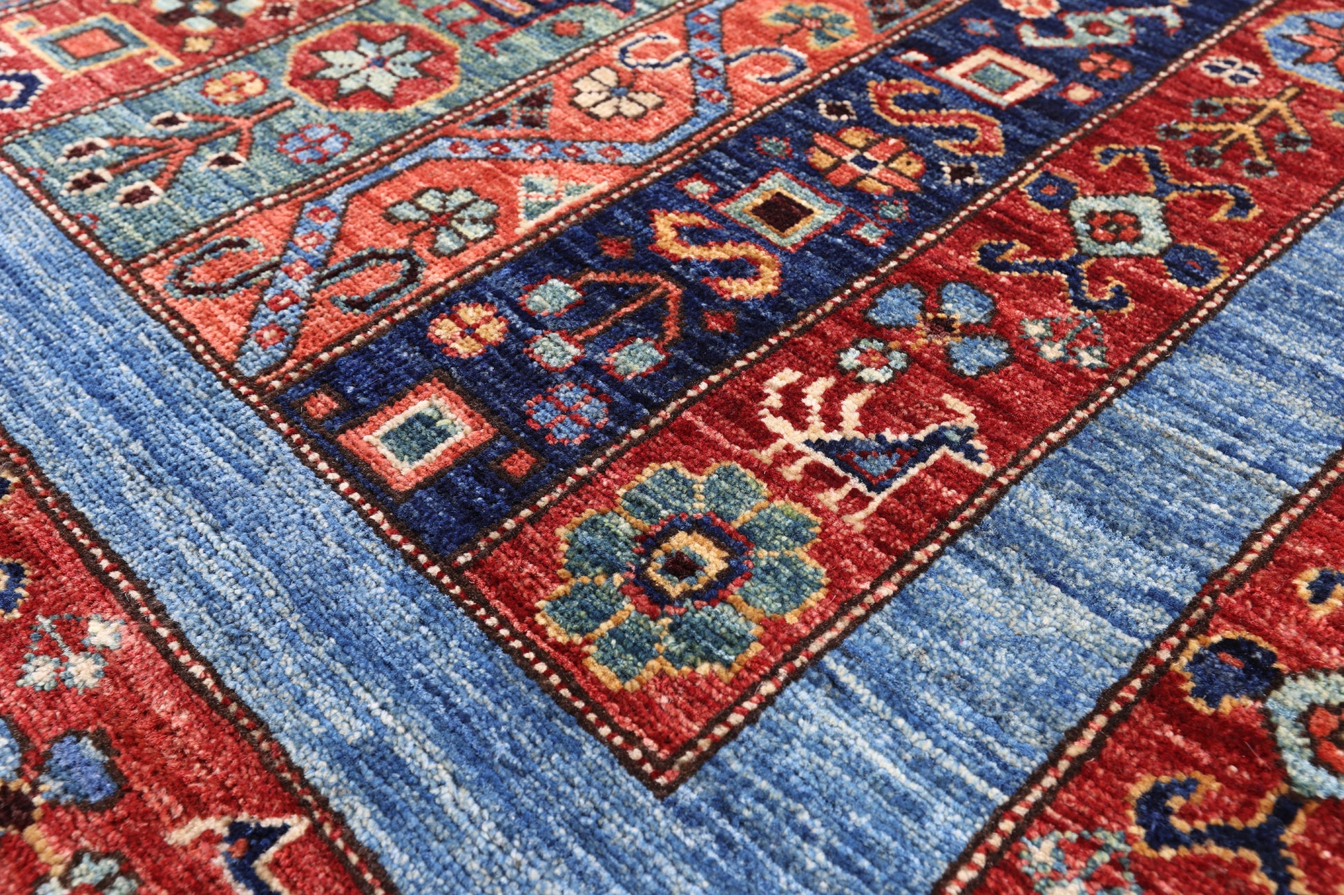 Shall Persian Gabbeh Hand Knotted Wool Rug - 4' 10" X 6' 8" - Golden Nile