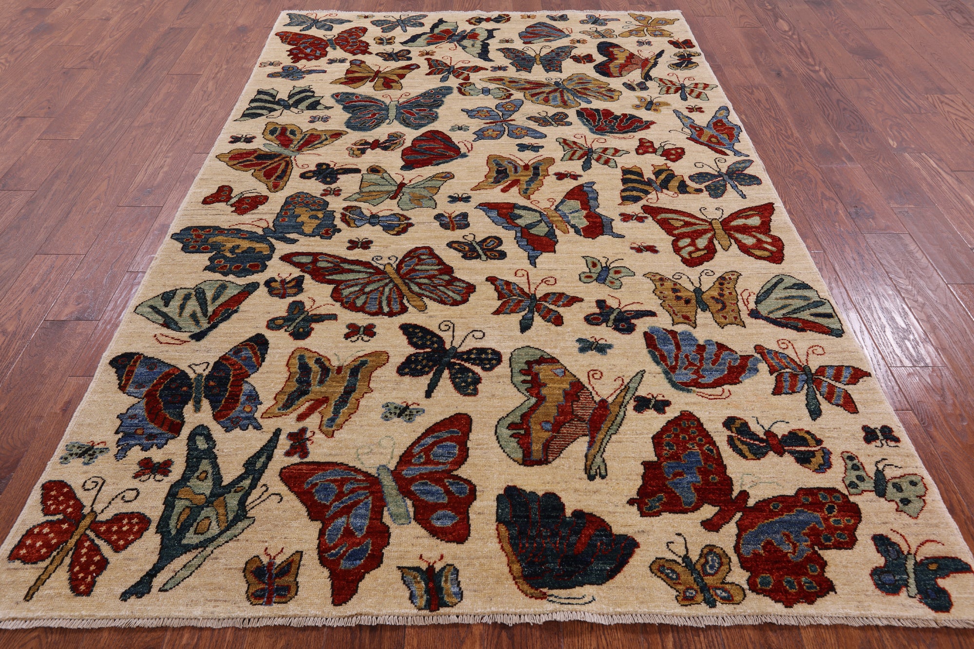 Ivory Butterflies Design Modern Handmade Wool Rug - 5' 7" X 8' 5" - Golden Nile