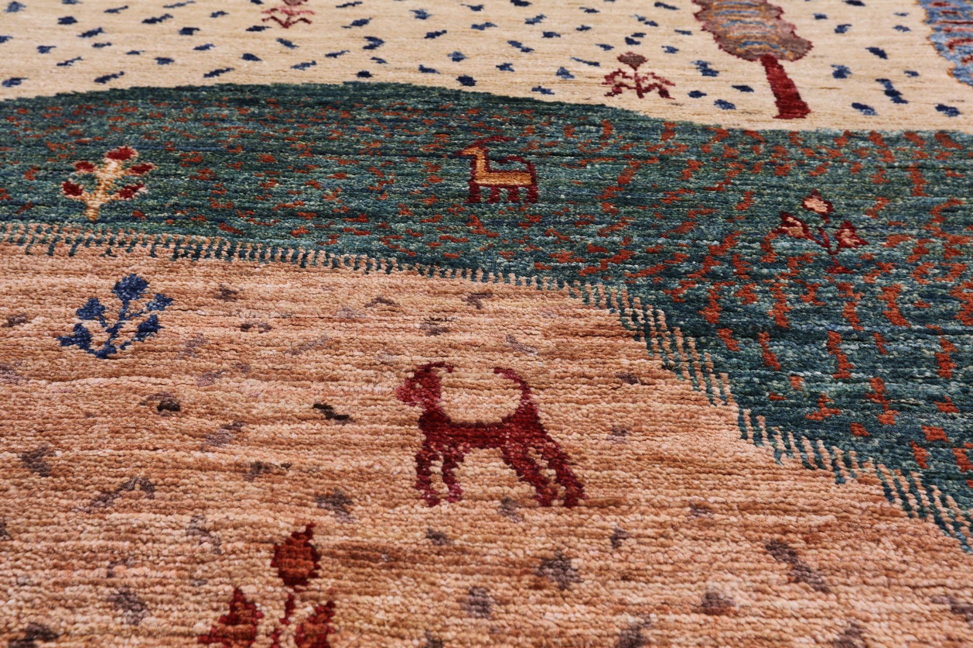 Persian Gabbeh Handmade Wool Rug - 4' 0" X 5' 8" - Golden Nile