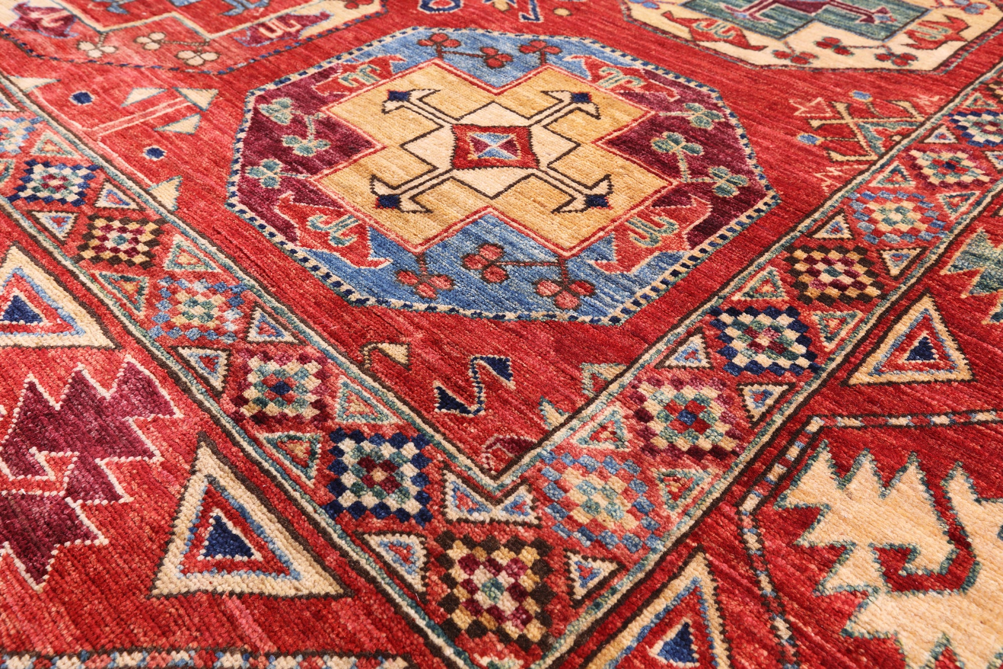 Red Turkmen Ersari Handmade Wool Rug - 6' 7" X 9' 7" - Golden Nile