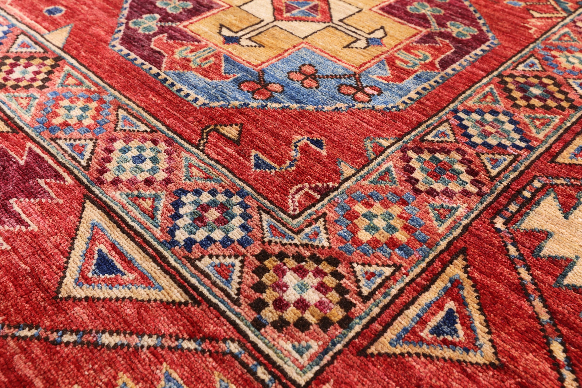 Red Turkmen Ersari Handmade Wool Rug - 6' 7" X 9' 9" - Golden Nile