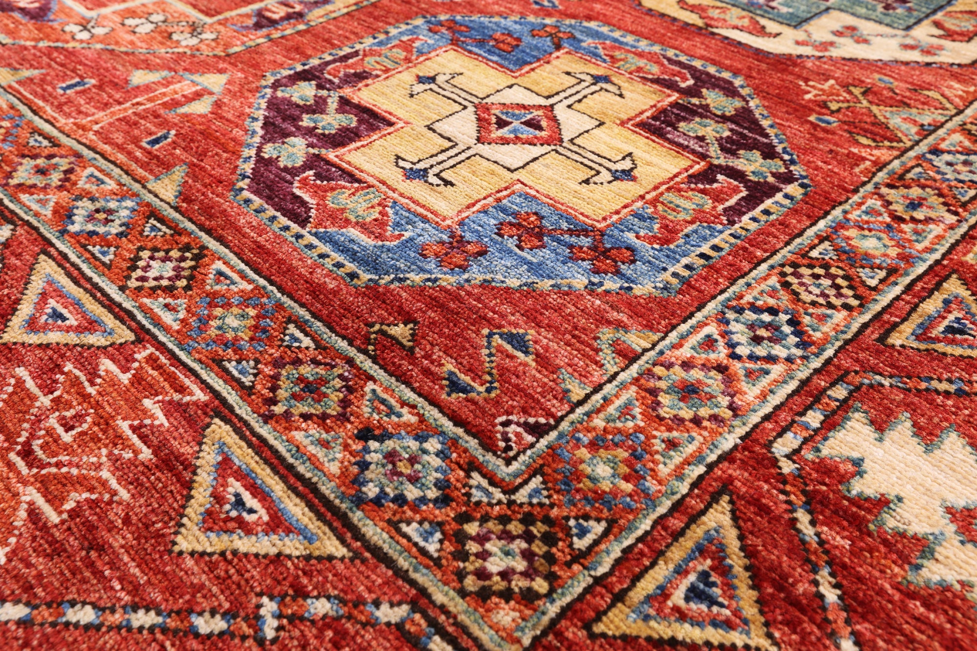 Red Turkmen Ersari Handmade Wool Rug - 5' 6" X 7' 11" - Golden Nile