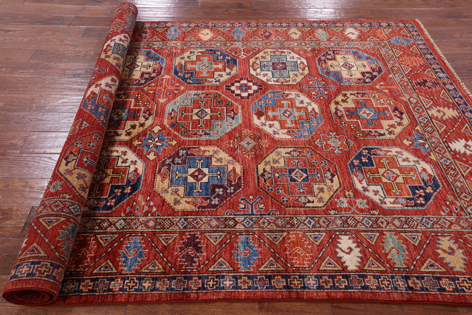 Red Turkmen Ersari Handmade Wool Rug - 5' 6" X 7' 11" - Golden Nile