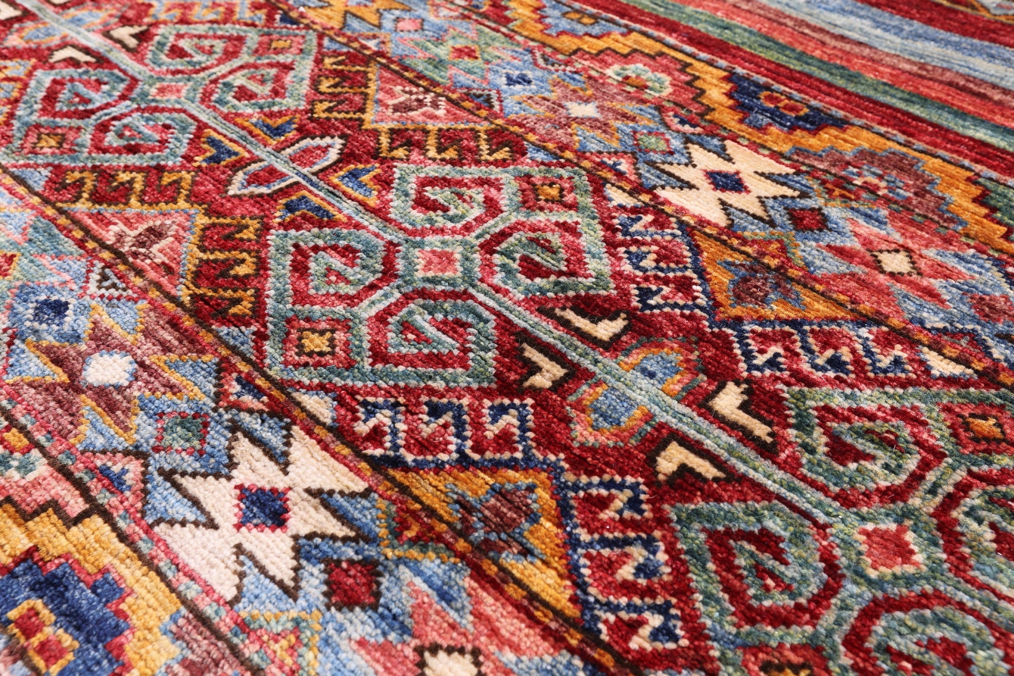 Khorjin Persian Gabbeh Hand Knotted Wool Rug - 3' 11" X 5' 10" - Golden Nile