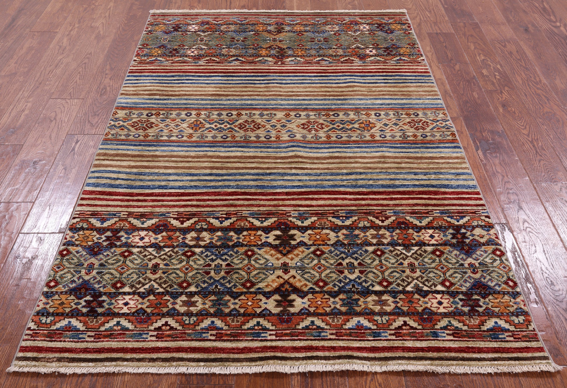 Khorjin Persian Gabbeh Handmade Wool Rug - 4' 0" X 6' 2" - Golden Nile