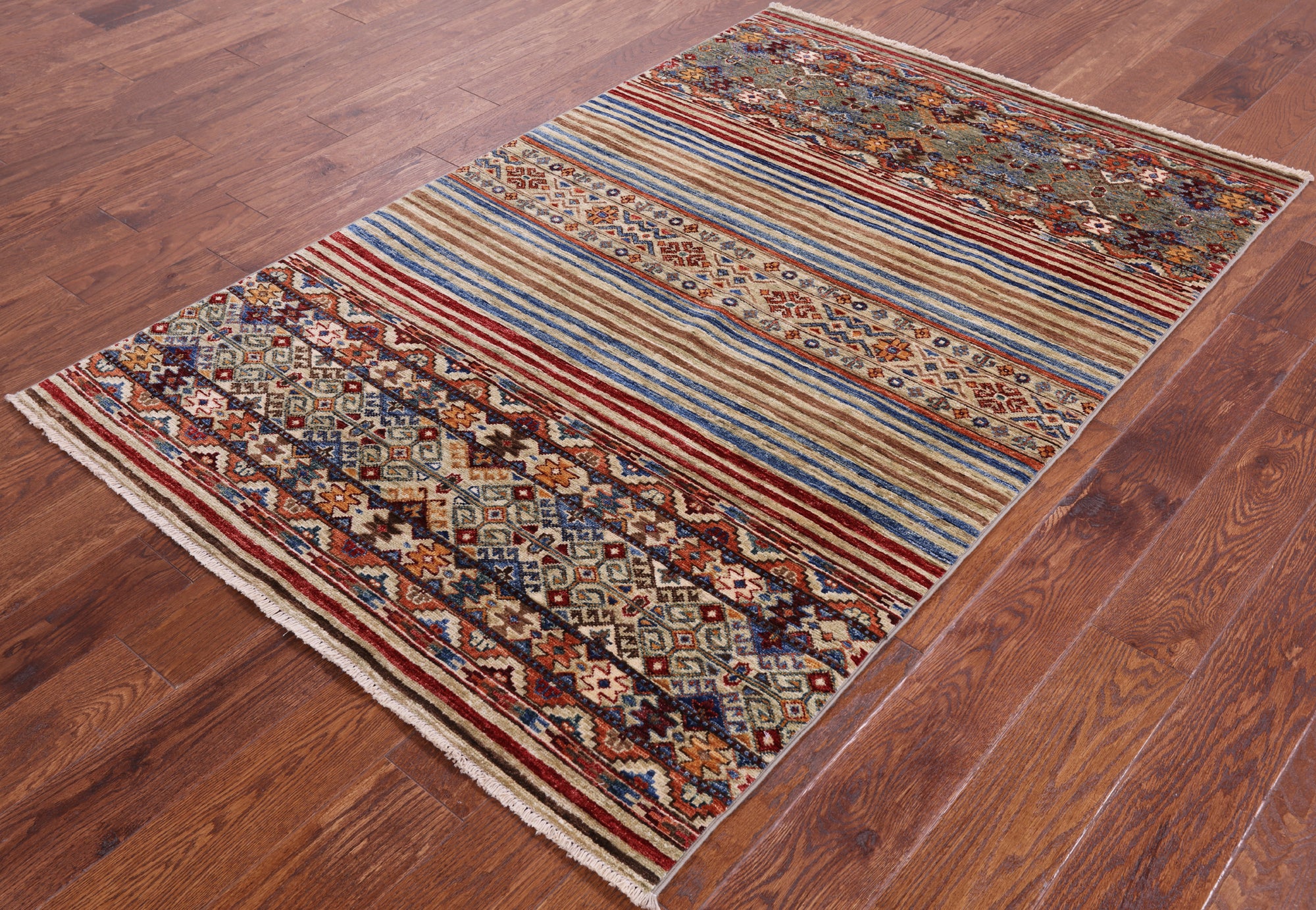 Khorjin Persian Gabbeh Handmade Wool Rug - 4' 0" X 6' 2" - Golden Nile