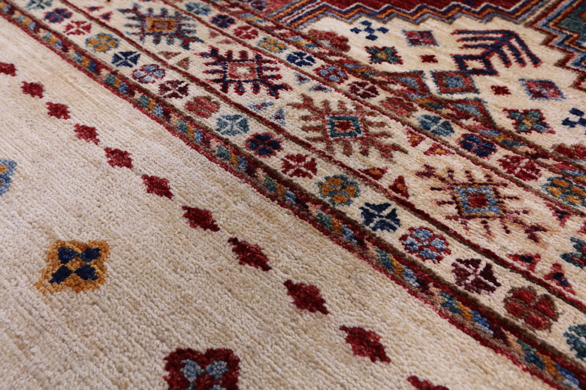 Ivory Khorjin Persian Gabbeh Handmade Wool Rug - 8' 1" X 9' 7" - Golden Nile