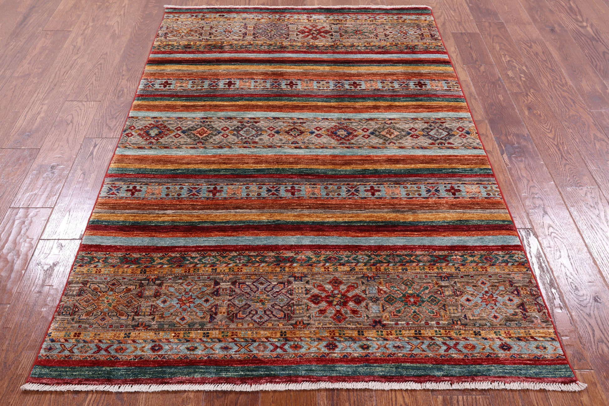 Khorjin Persian Gabbeh Hand Knotted Wool Rug - 4' 0" X 6' 3" - Golden Nile