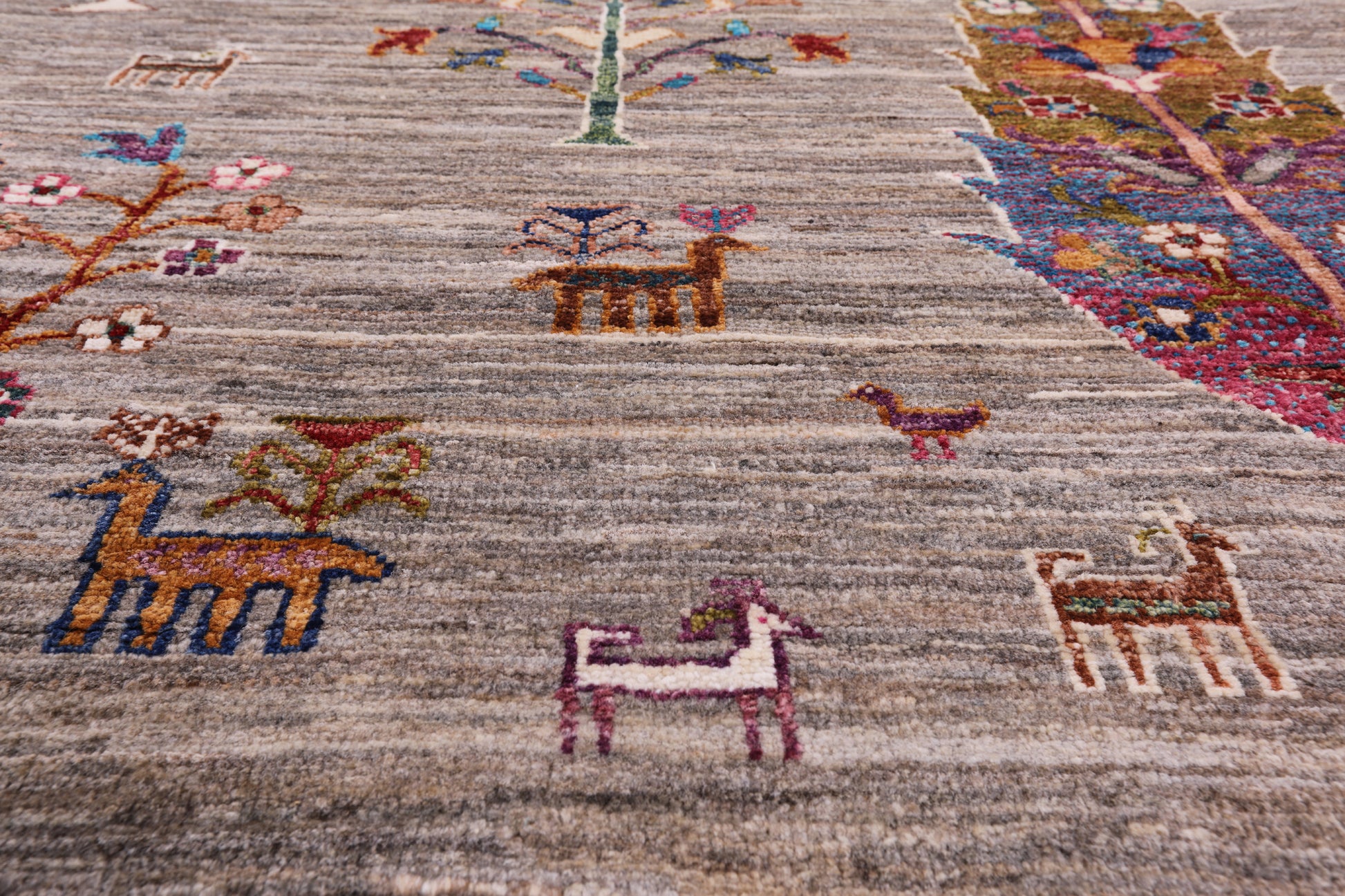 Tribal Persian Gabbeh Handmade Wool Rug - 5' 9" X 8' 1" - Golden Nile