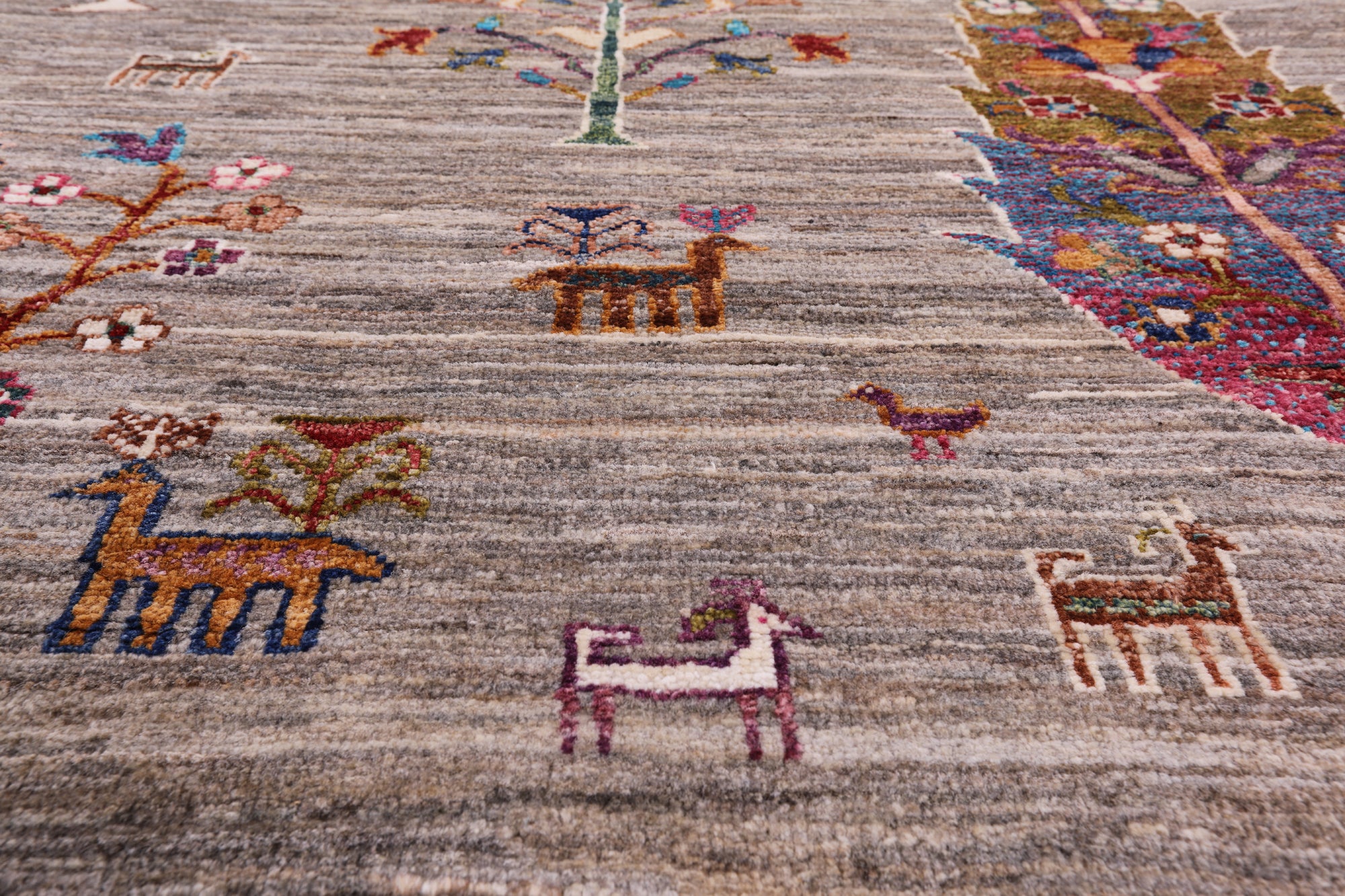 Tribal Persian Gabbeh Handmade Wool Rug - 5' 9" X 8' 1" - Golden Nile