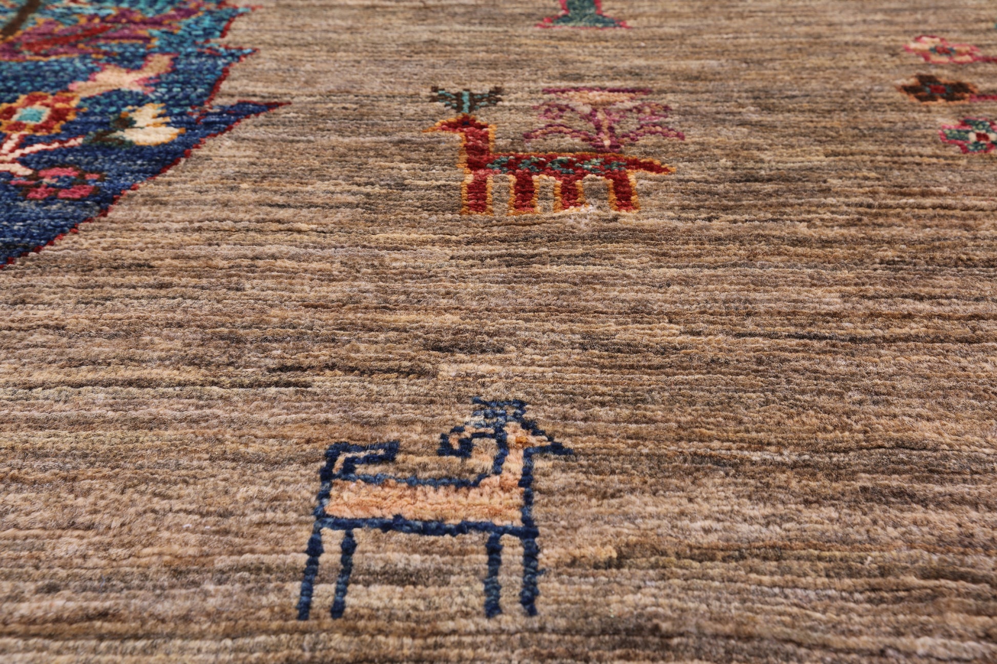 Tribal Persian Gabbeh Handmade Wool Rug - 5' 8" X 7' 10" - Golden Nile