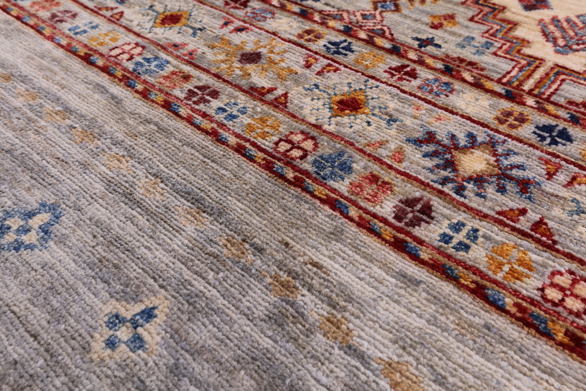 Khorjin Persian Gabbeh Hand Knotted Wool Rug - 6' 6" X 9' 8" - Golden Nile