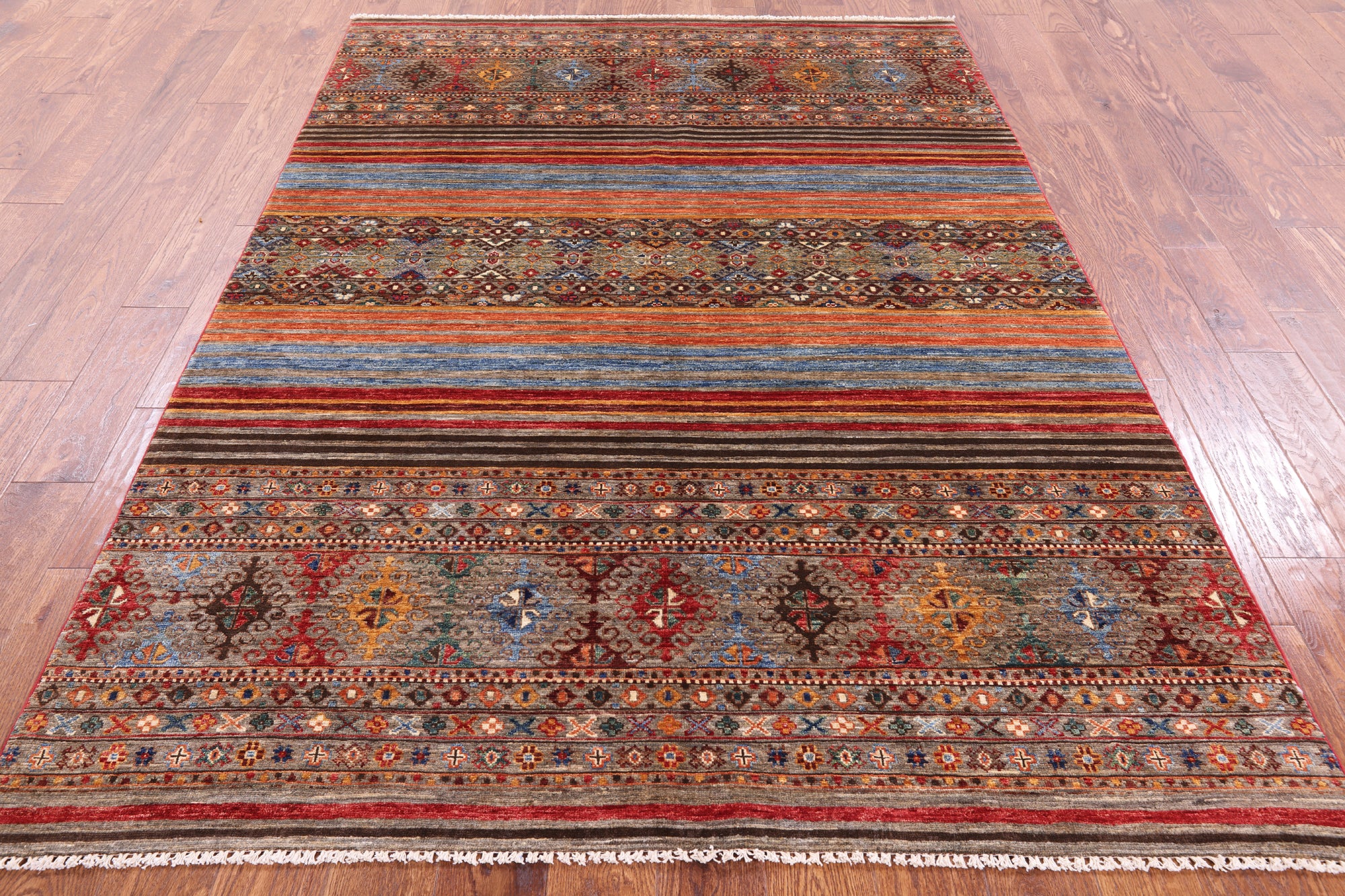 Khorjin Persian Gabbeh Handmade Wool Rug - 5' 6" X 7' 11" - Golden Nile