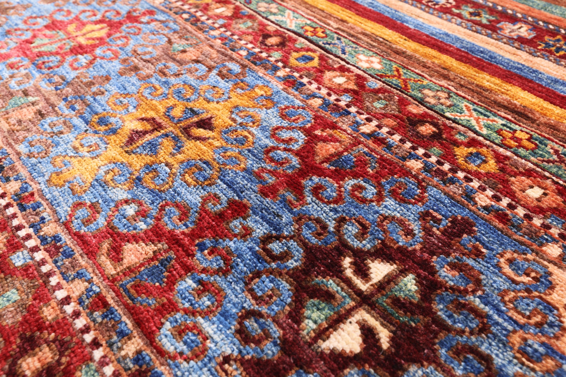 Khorjin Persian Gabbeh Hand Knotted Wool Rug - 4' 2" X 5' 9" - Golden Nile
