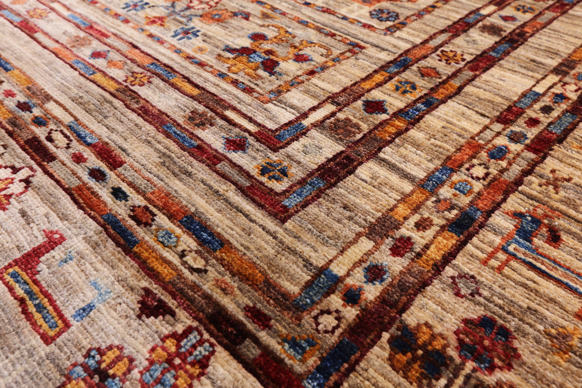 Tribal Persian Gabbeh Hand Knotted Wool Rug - 5' 6" X 7' 8" - Golden Nile