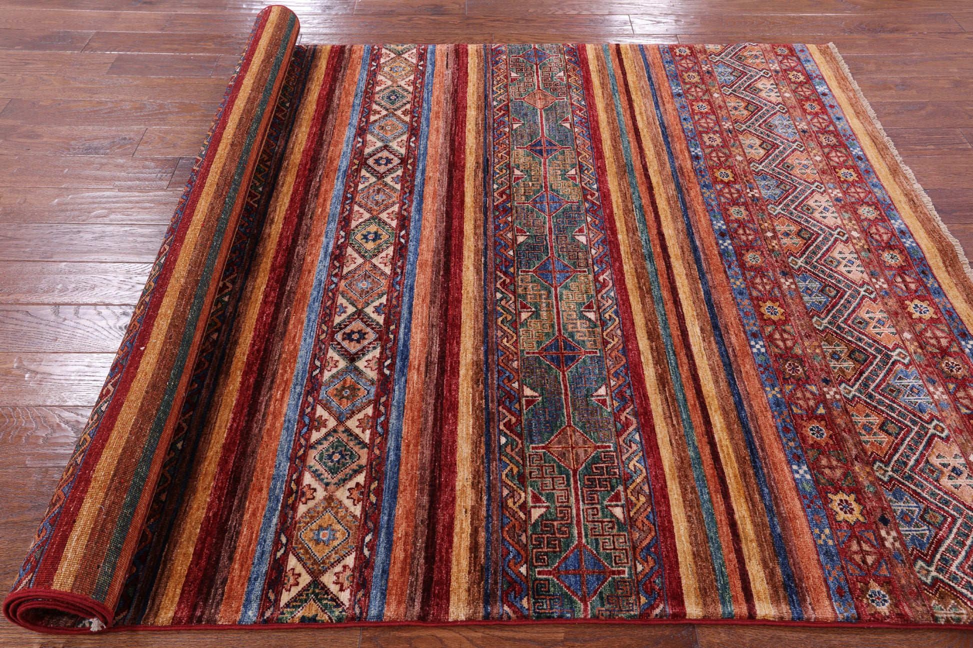 Khorjin Persian Gabbeh Hand Knotted Wool Rug - 5' 8" X 7' 10" - Golden Nile