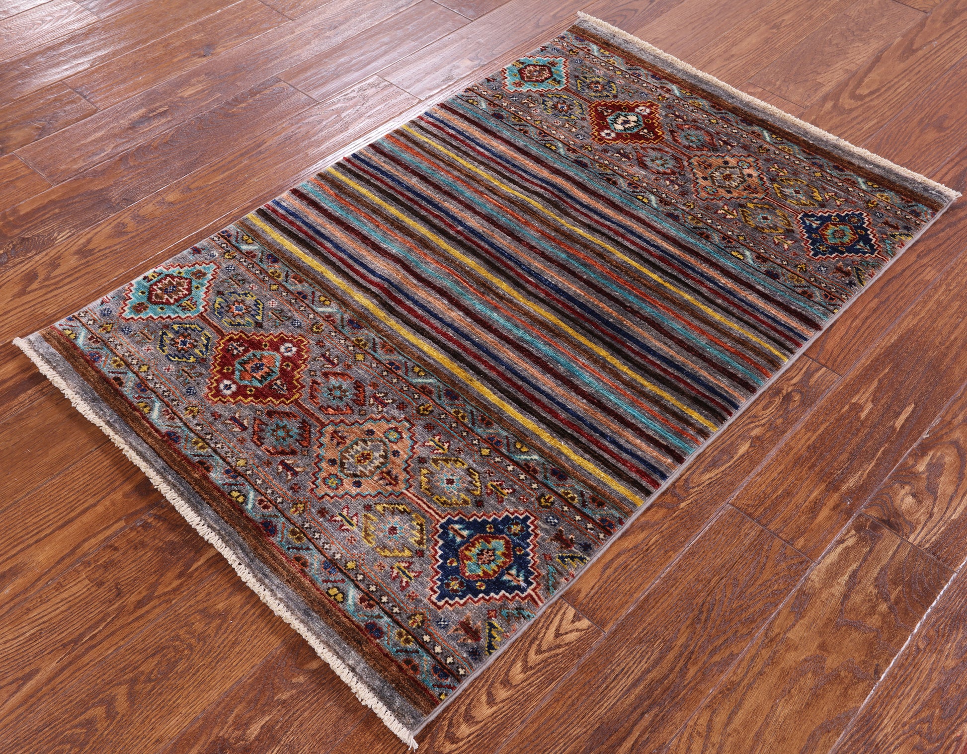 Khorjin Persian Gabbeh Handmade Wool Rug - 2' 7" X 4' 0" - Golden Nile