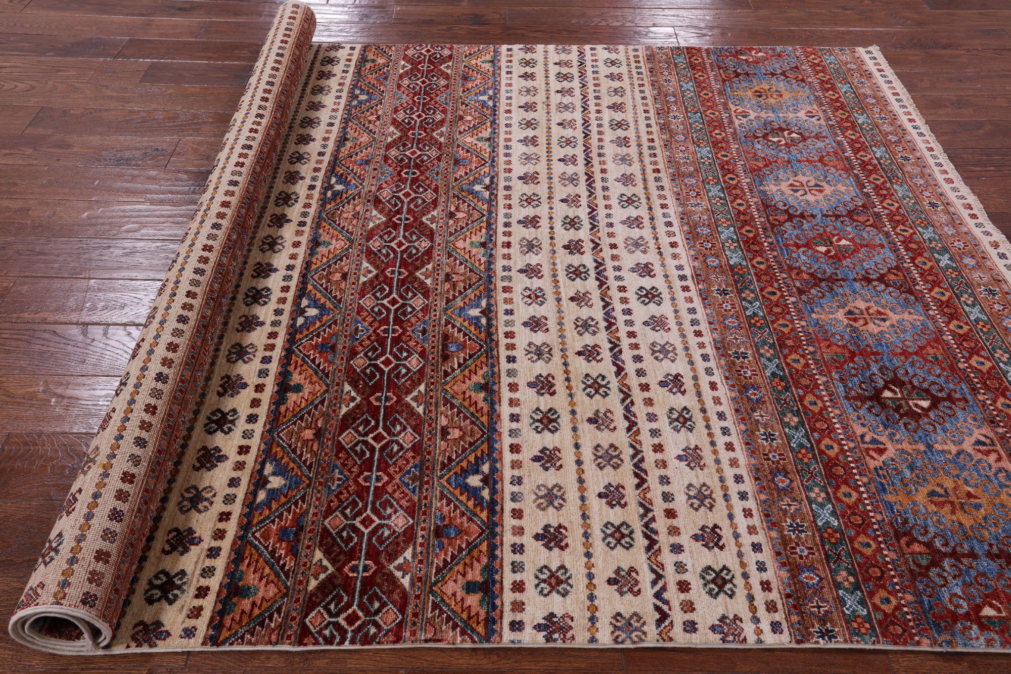 Ivory Khorjin Persian Gabbeh Hand Knotted Wool Rug - 5' 8" X 8' 1" - Golden Nile