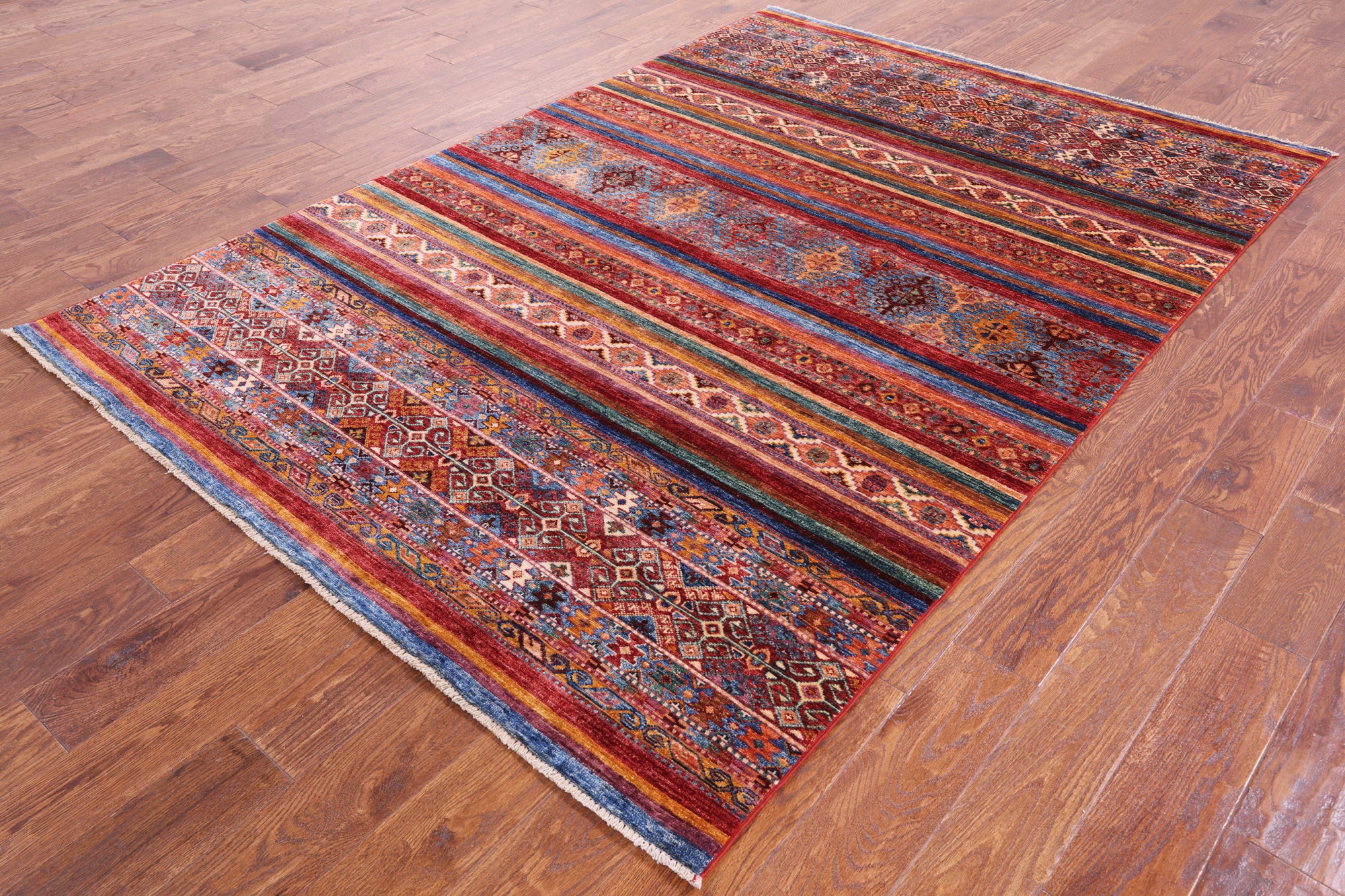 Khorjin Persian Gabbeh Handmade Wool Rug - 5' 6" X 8' 0" - Golden Nile