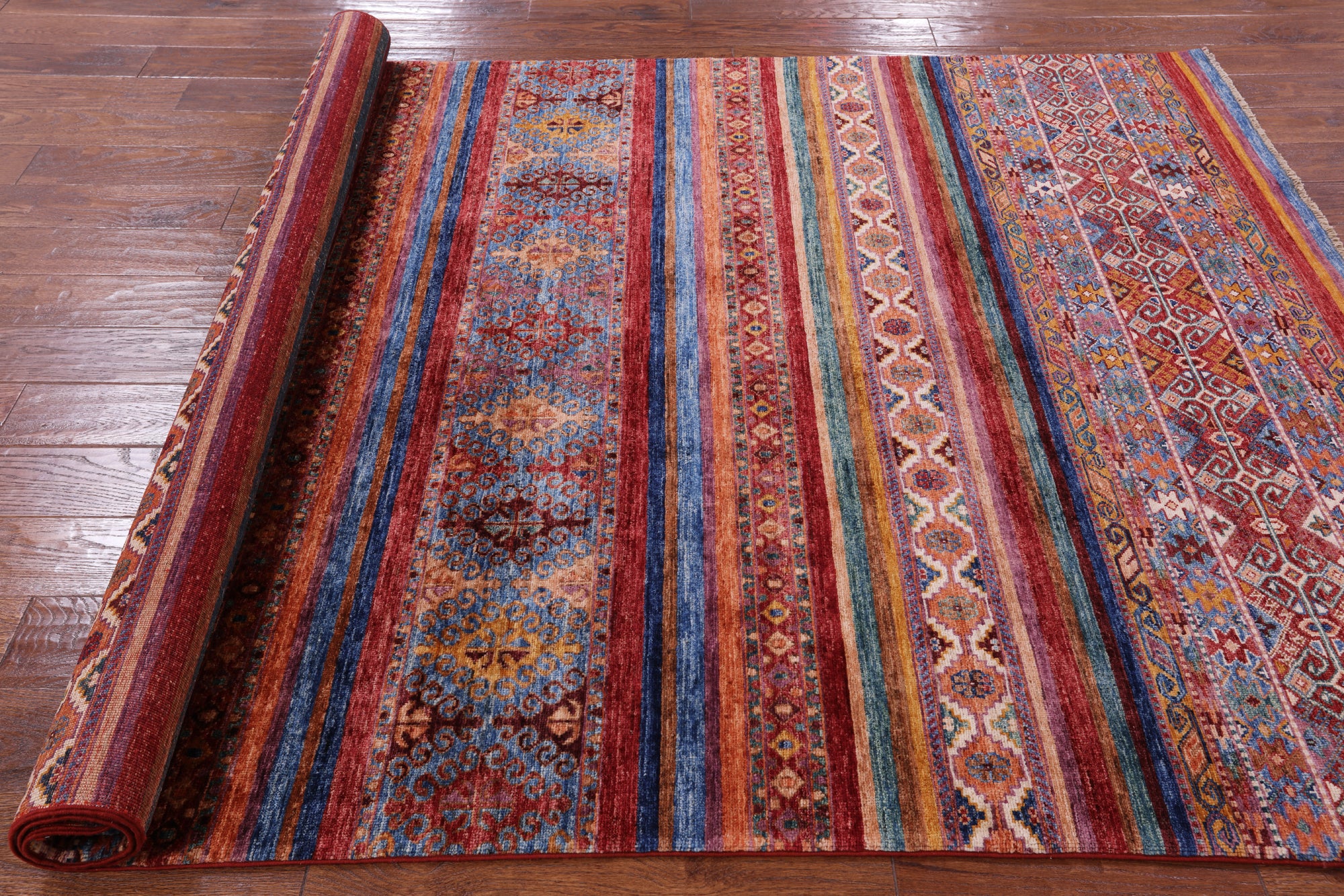 Khorjin Persian Gabbeh Handmade Wool Rug - 5' 6" X 8' 0" - Golden Nile