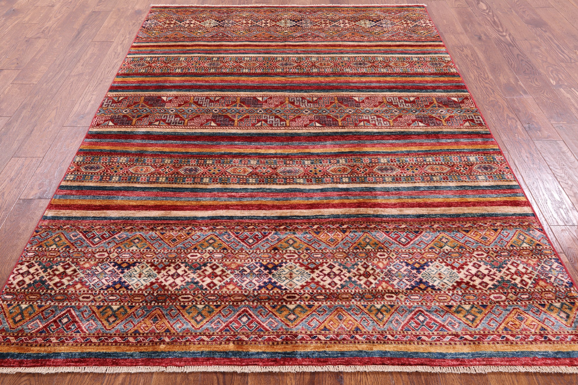 Khorjin Persian Gabbeh Handmade Wool Rug - 5' 9" X 7' 11" - Golden Nile