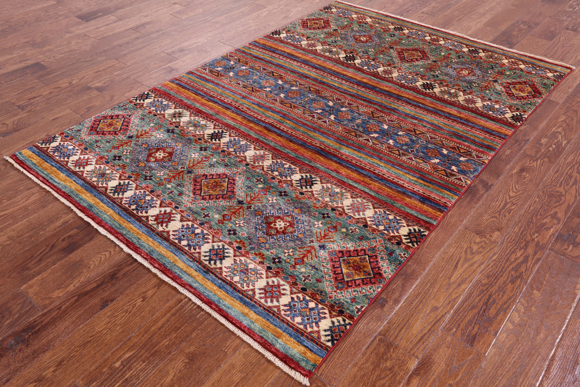 Khorjin Persian Gabbeh Handmade Wool Rug - 4' 8" X 7' 1" - Golden Nile
