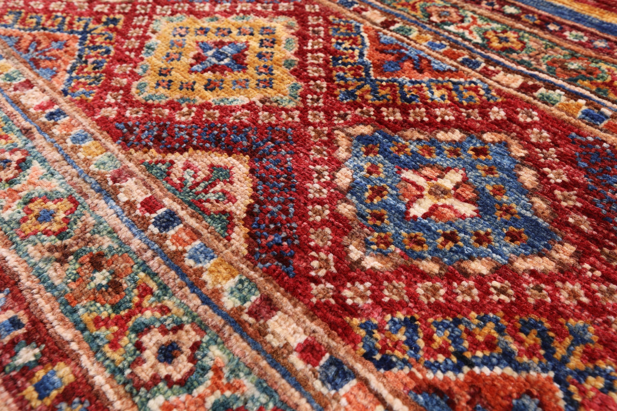 Khorjin Persian Gabbeh Hand Knotted Wool Rug - 3' 3" X 5' 1" - Golden Nile