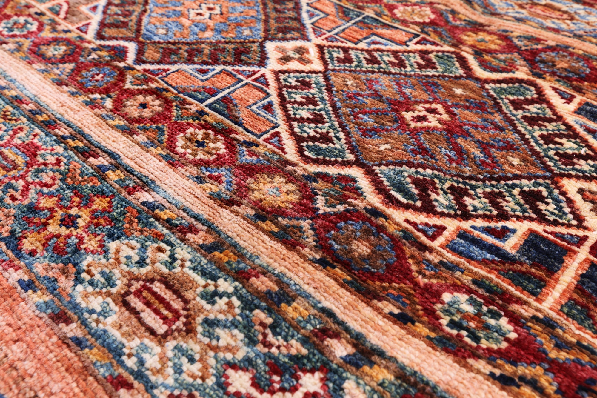 Khorjin Persian Gabbeh Handmade Wool Rug - 5' 8" X 8' 2" - Golden Nile