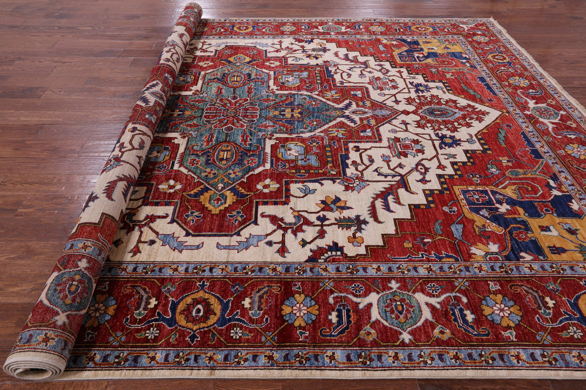 Ivory Persian Fine Serapi Hand Knotted Wool Rug - 8' 10" X 11' 10" - Golden Nile