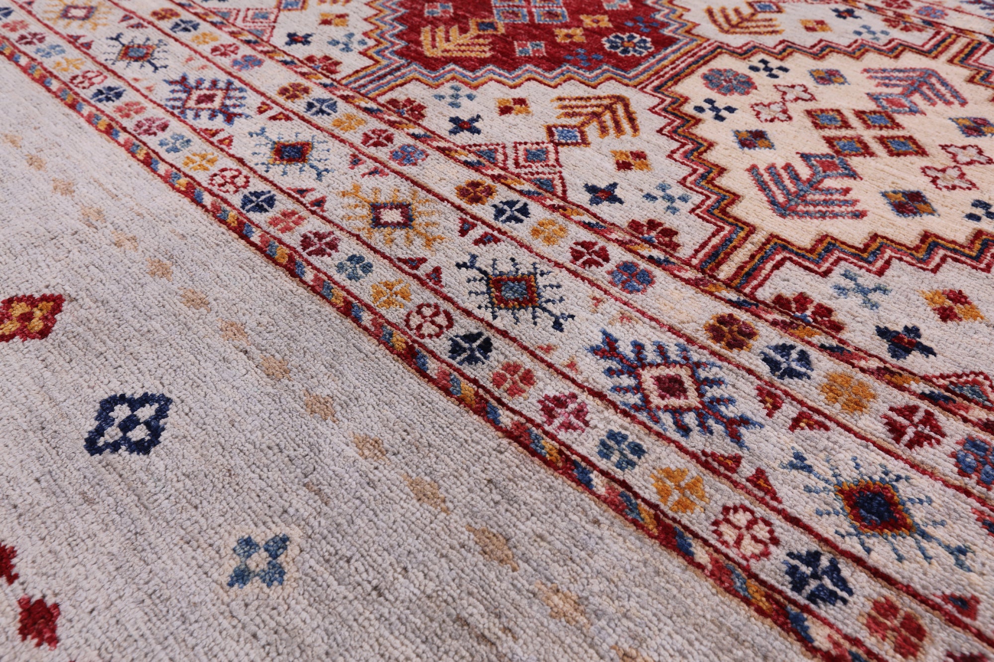 Tribal Khorjin Persian Gabbeh Hand Knotted Wool Rug - 6' 5" X 9' 8" - Golden Nile