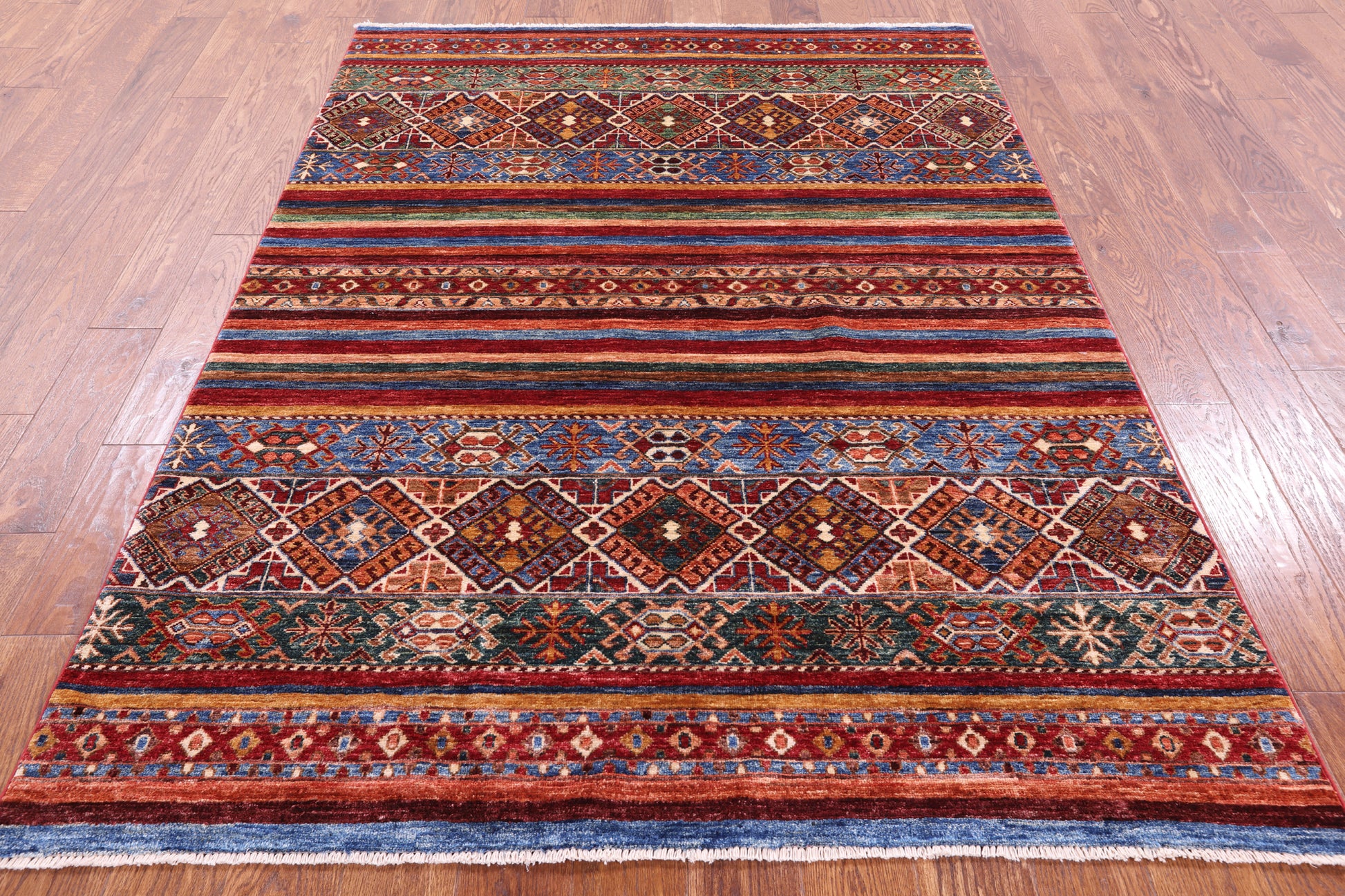 Khorjin Persian Gabbeh Hand Knotted Wool Rug - 5' 1" X 6' 11" - Golden Nile