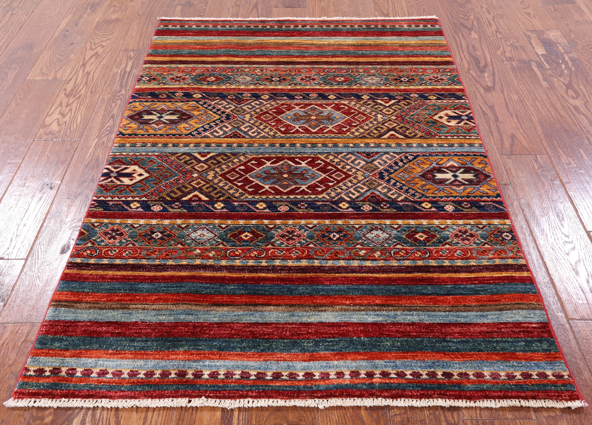 Khorjin Persian Gabbeh Handmade Wool Rug - 3' 4" X 4' 10" - Golden Nile