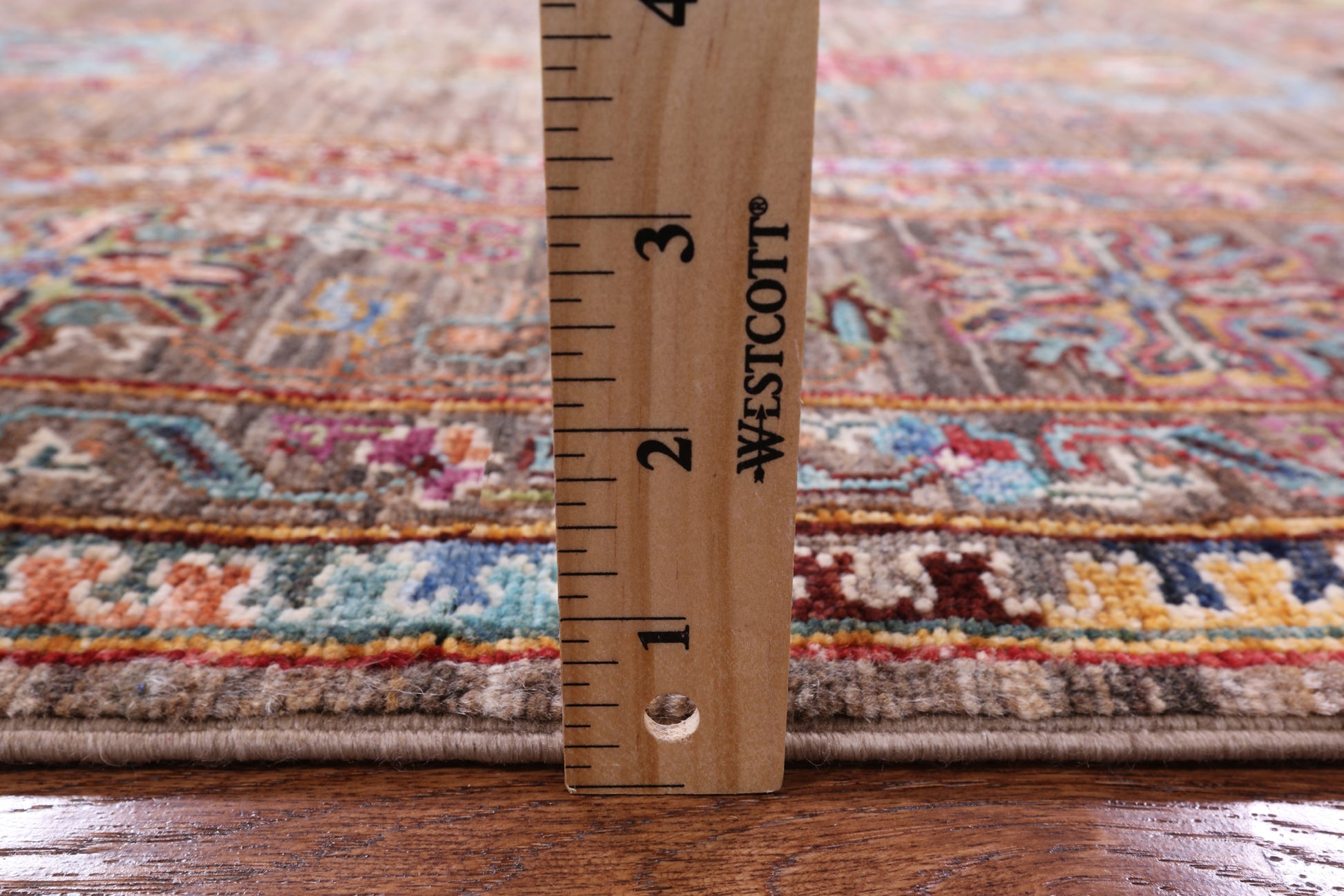 Peshawar Hand Knotted Wool Rug - 4' 10" X 6' 5" - Golden Nile