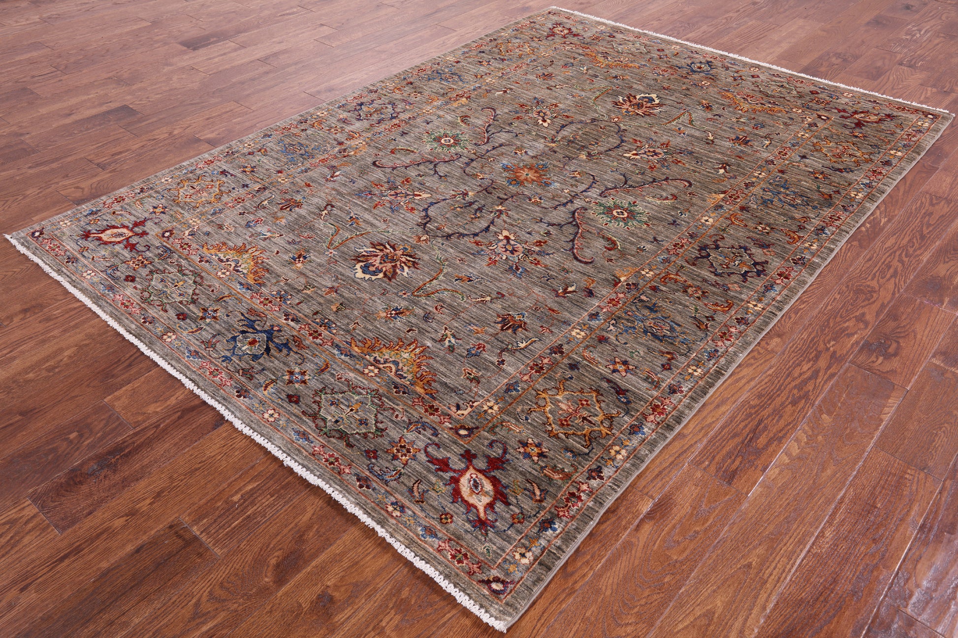 Peshawar Hand Knotted Wool Rug - 5' 7" X 8' 0" - Golden Nile