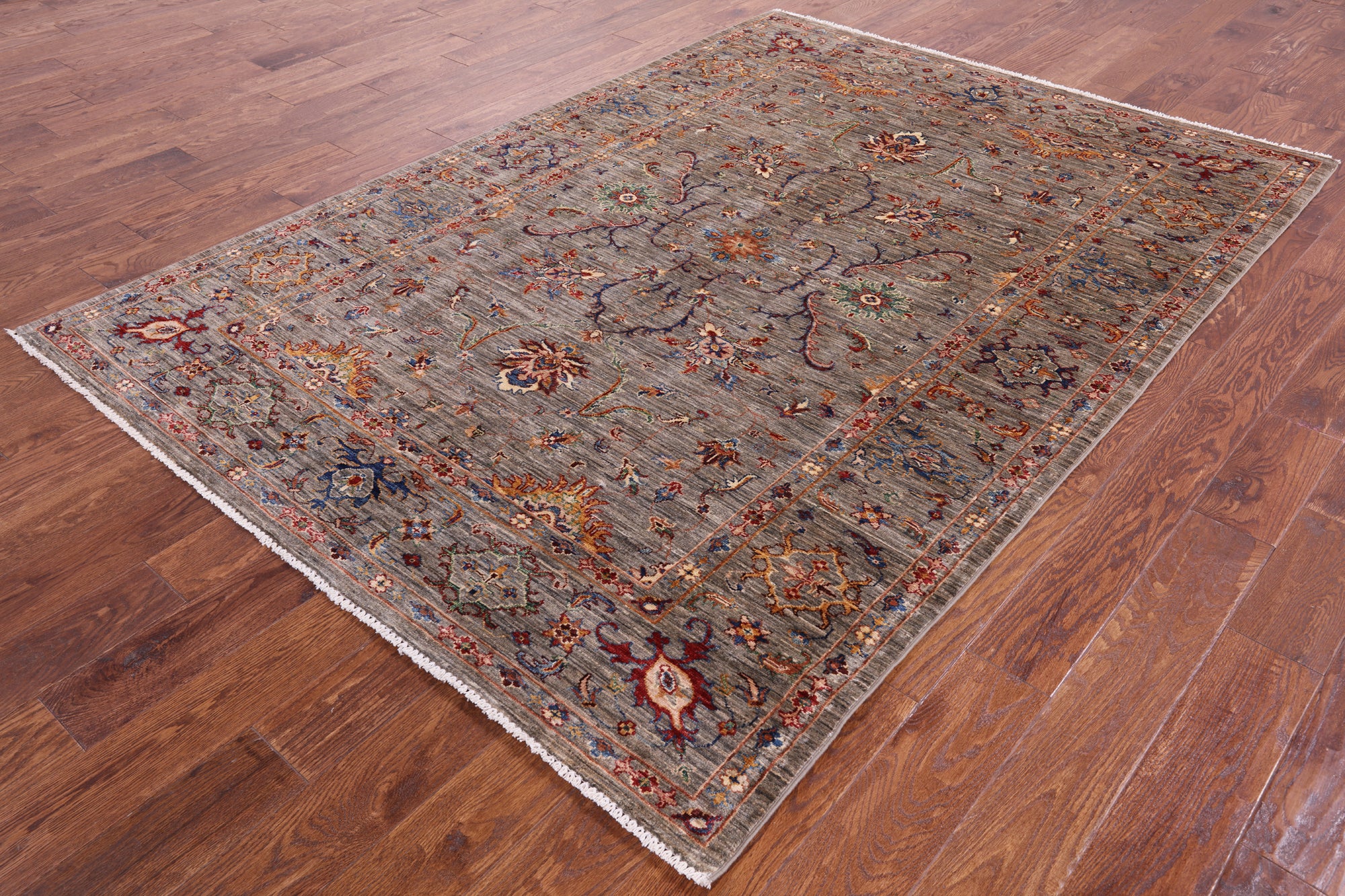 Peshawar Hand Knotted Wool Rug - 5' 7" X 8' 0" - Golden Nile